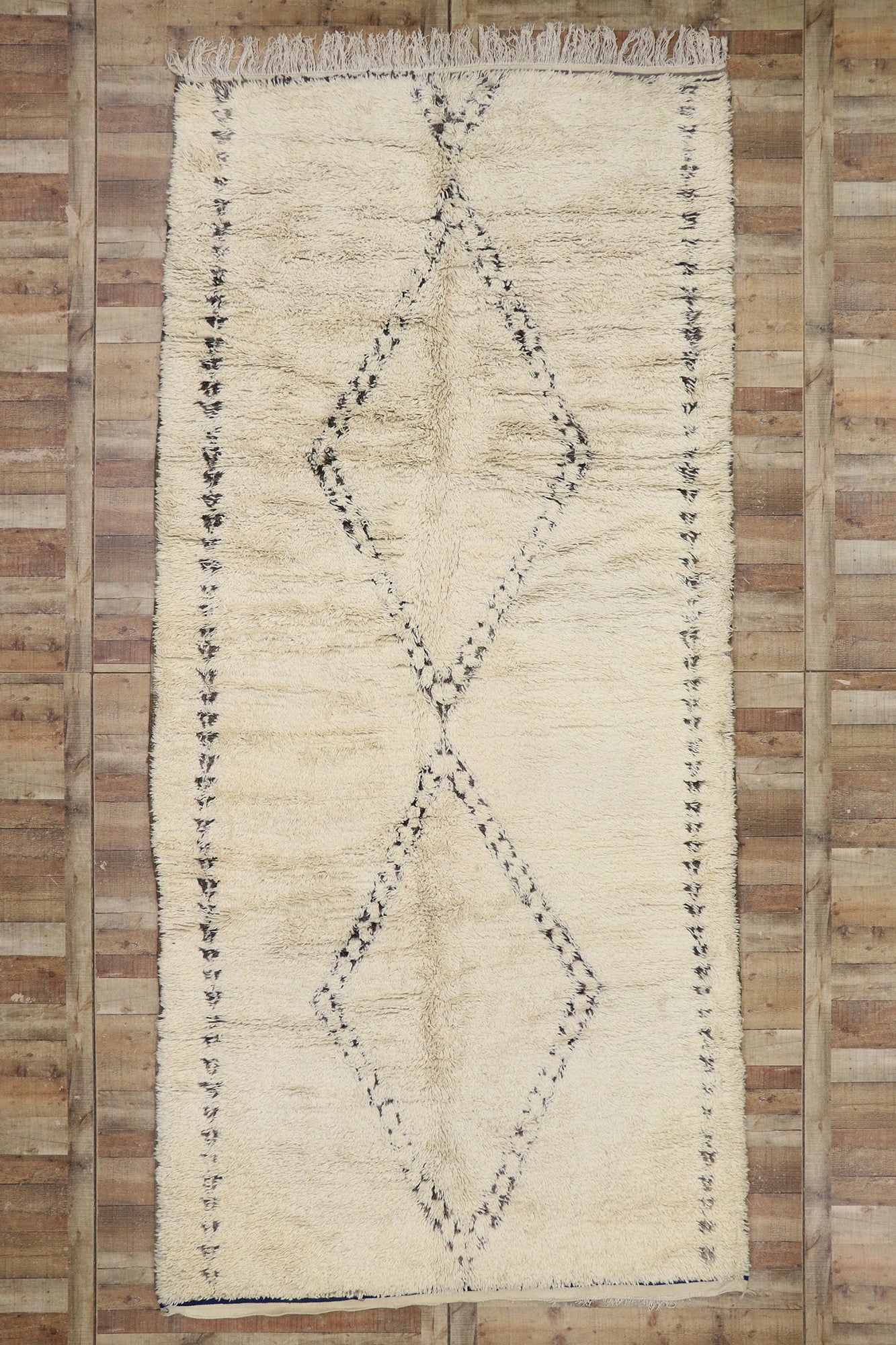 7 x 14 Vintage Moroccan Beni Ourain Rug 21395