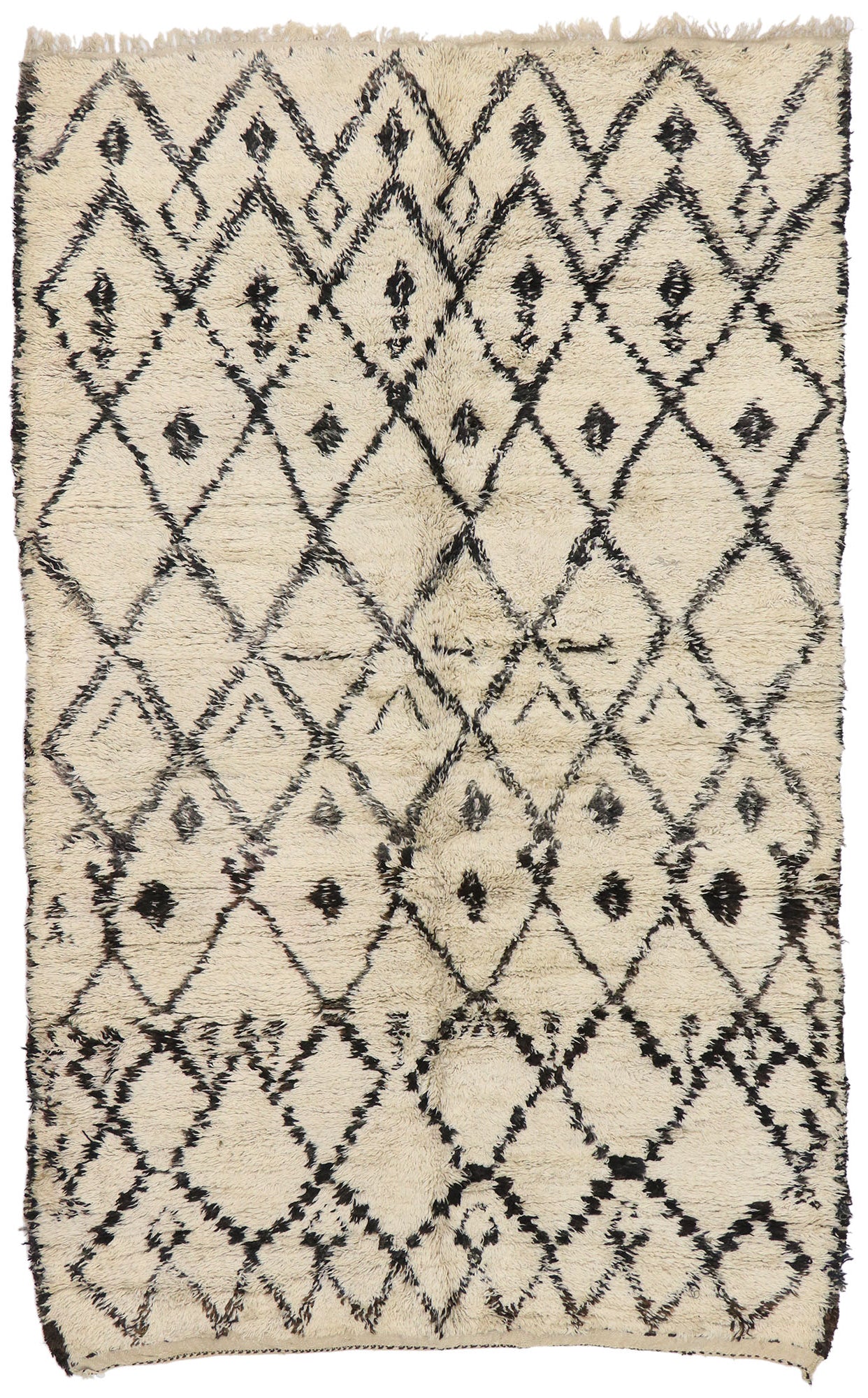 7 x 10 Vintage Beni Ourain Moroccan Rug 21409