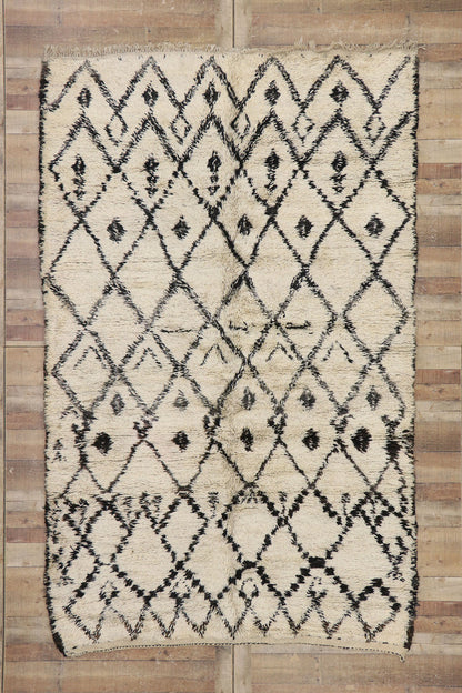 7 x 10 Vintage Beni Ourain Moroccan Rug 21409