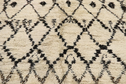 7 x 10 Vintage Beni Ourain Moroccan Rug 21409