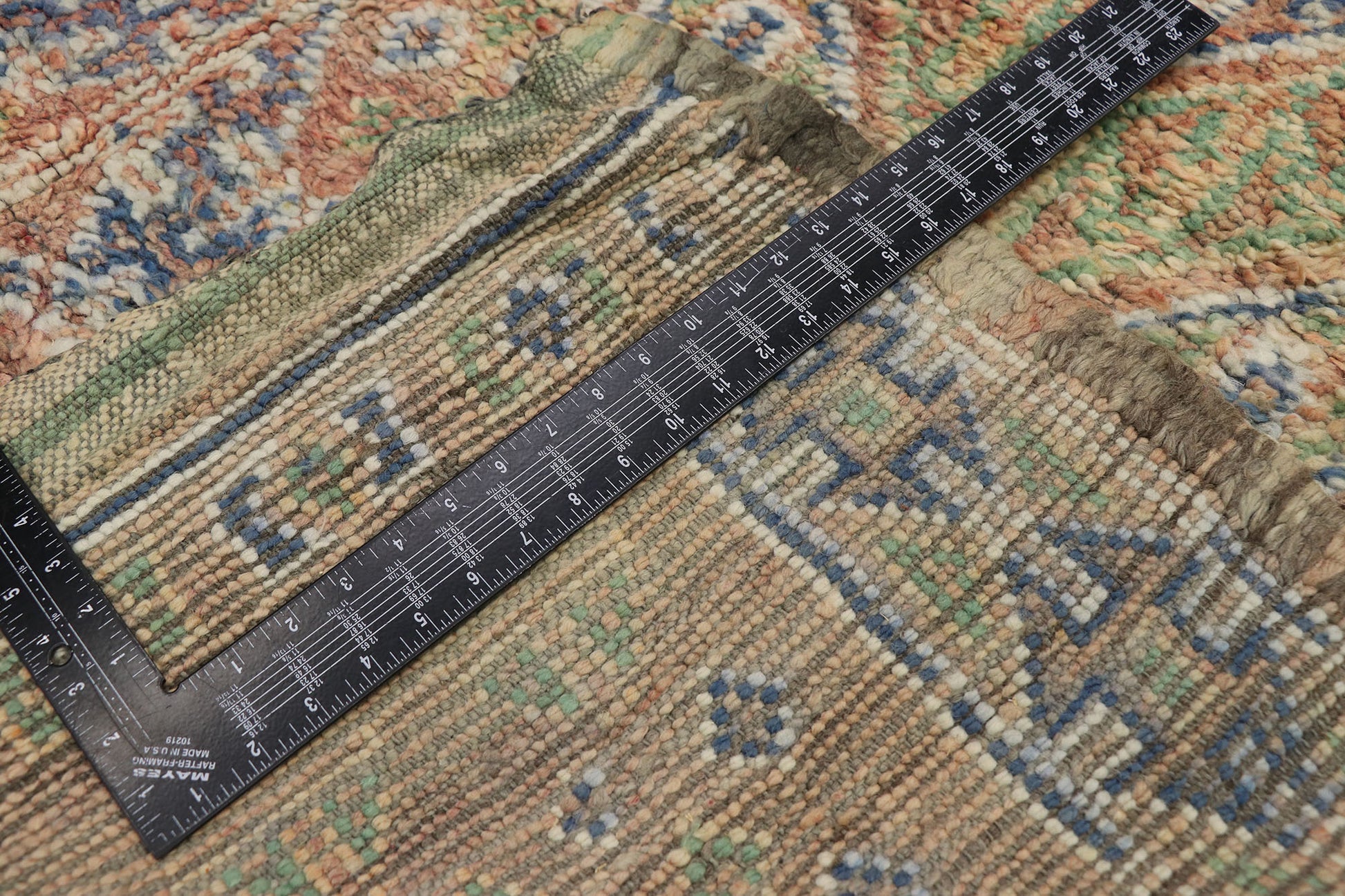 6 x 8 Vintage Beni MGuild Moroccan Rug 21428