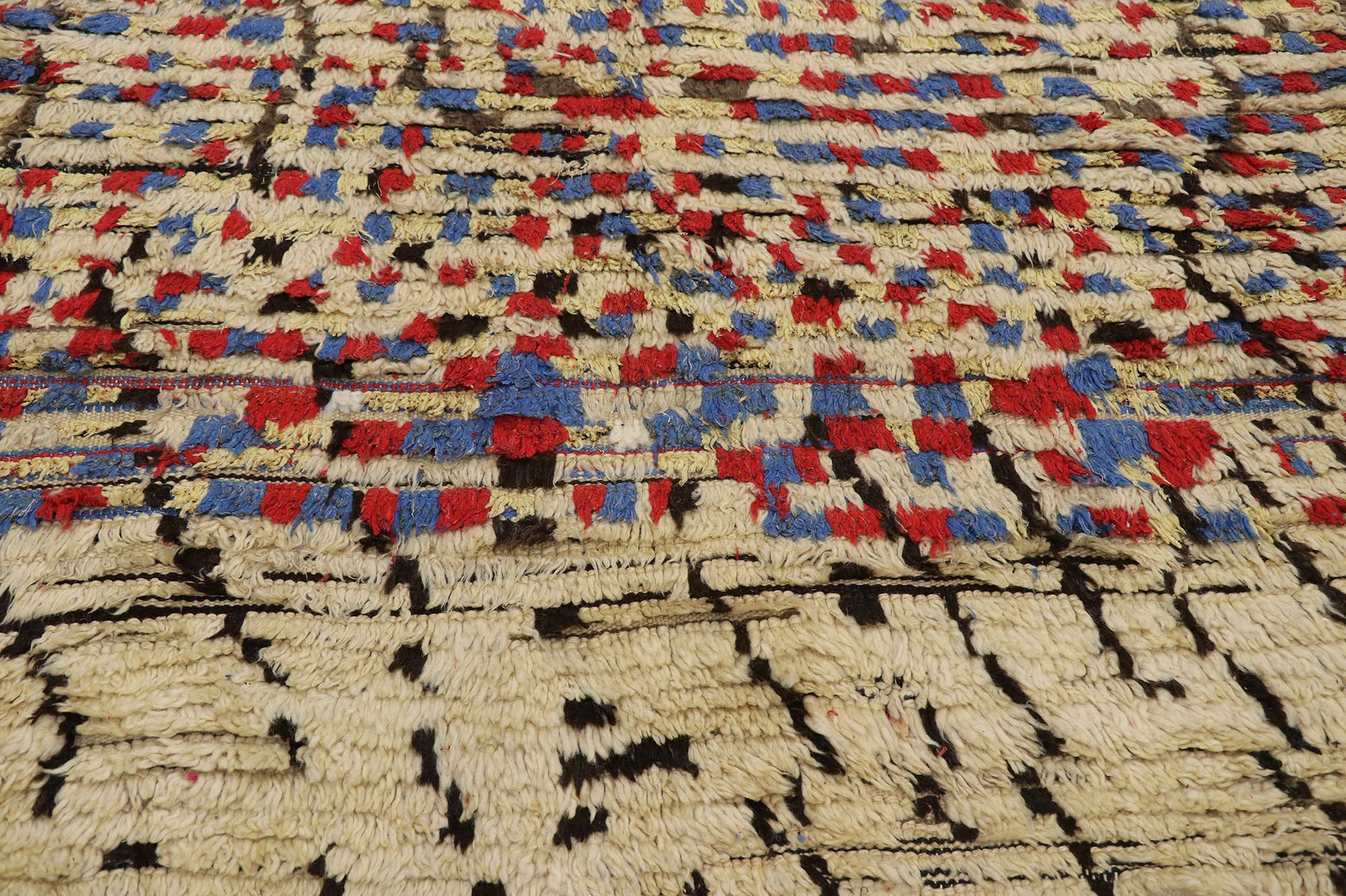 5 x 10 Vintage Moroccan Azilal Rug 21455