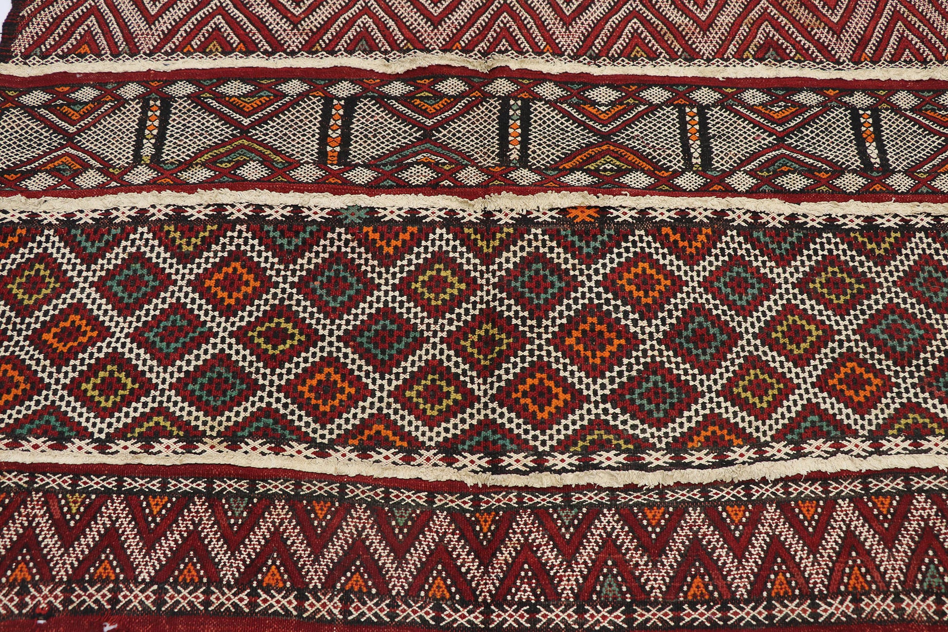 5 x 8 Vintage Zemmour Moroccan Kilim Rug 21471