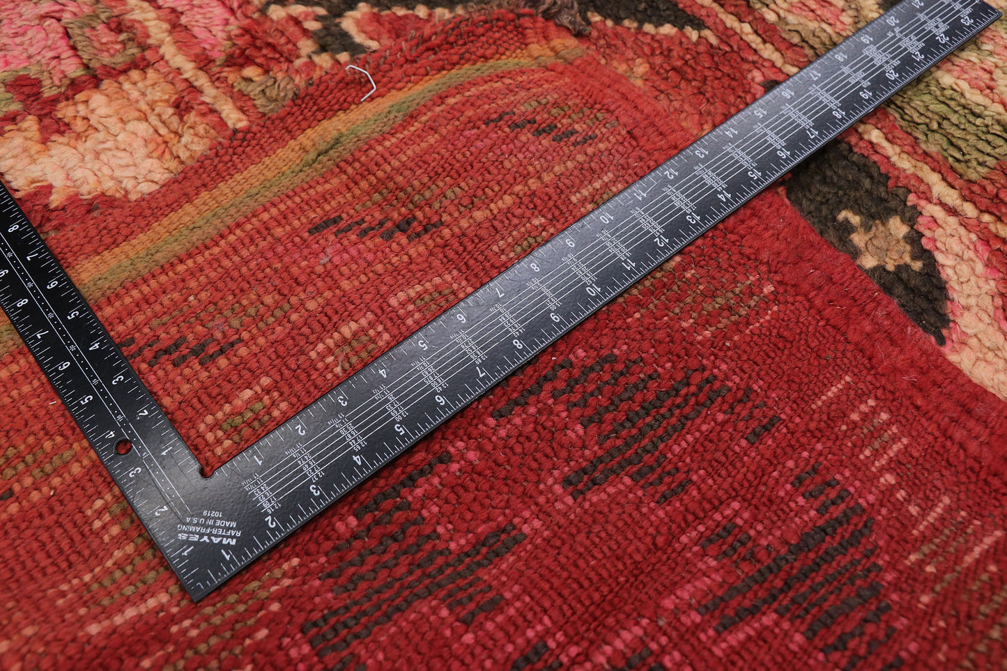6 x 10 Vintage Boujad Moroccan Rug 21488