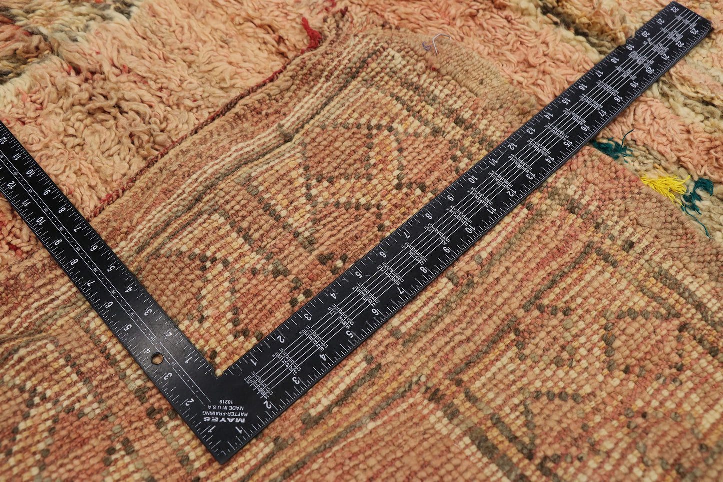 6 x 10 Vintage Boujad Moroccan Rug 21511