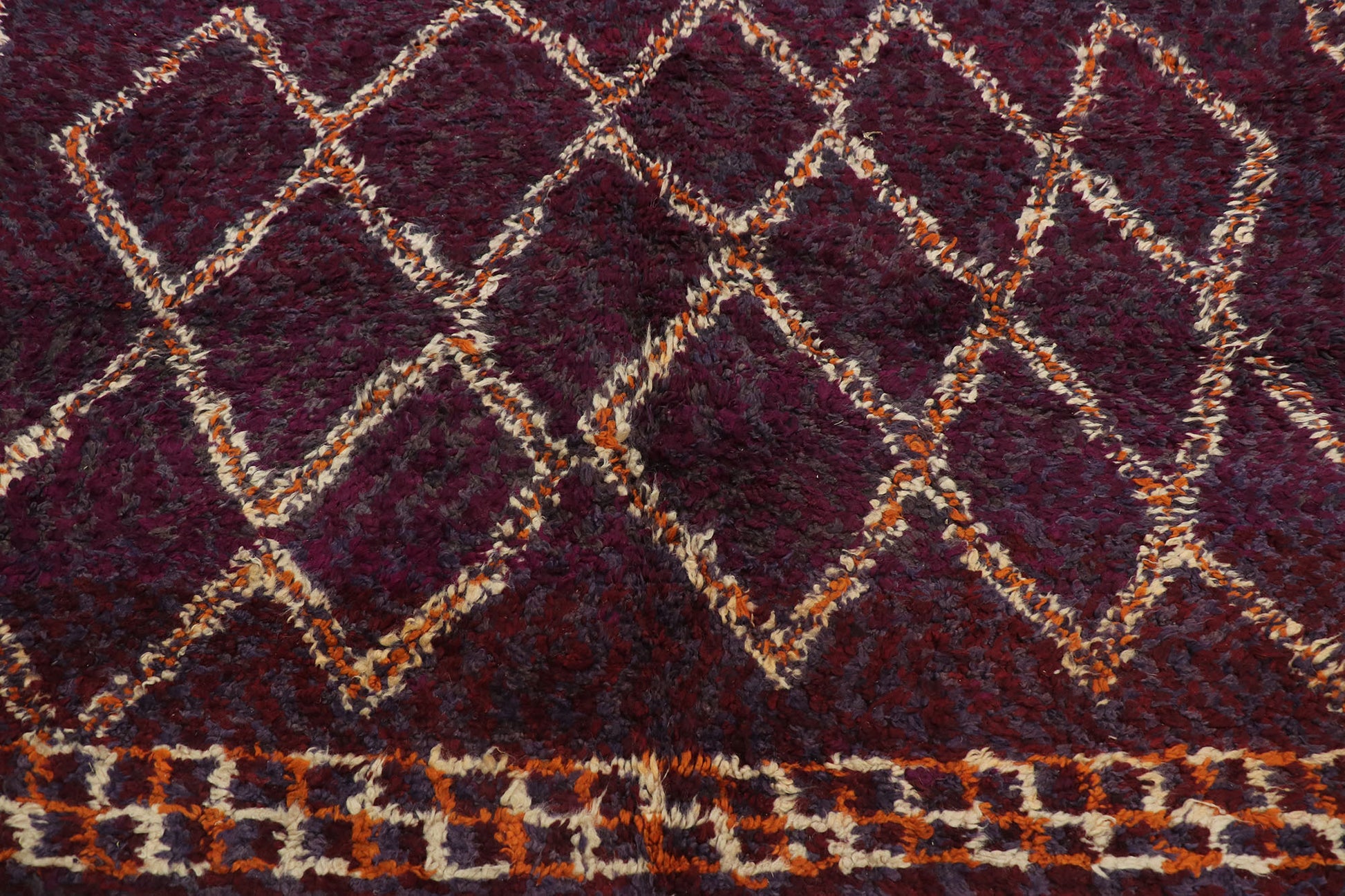 7 x 11 Vintage Beni M'Guild Moroccan Rug 21515