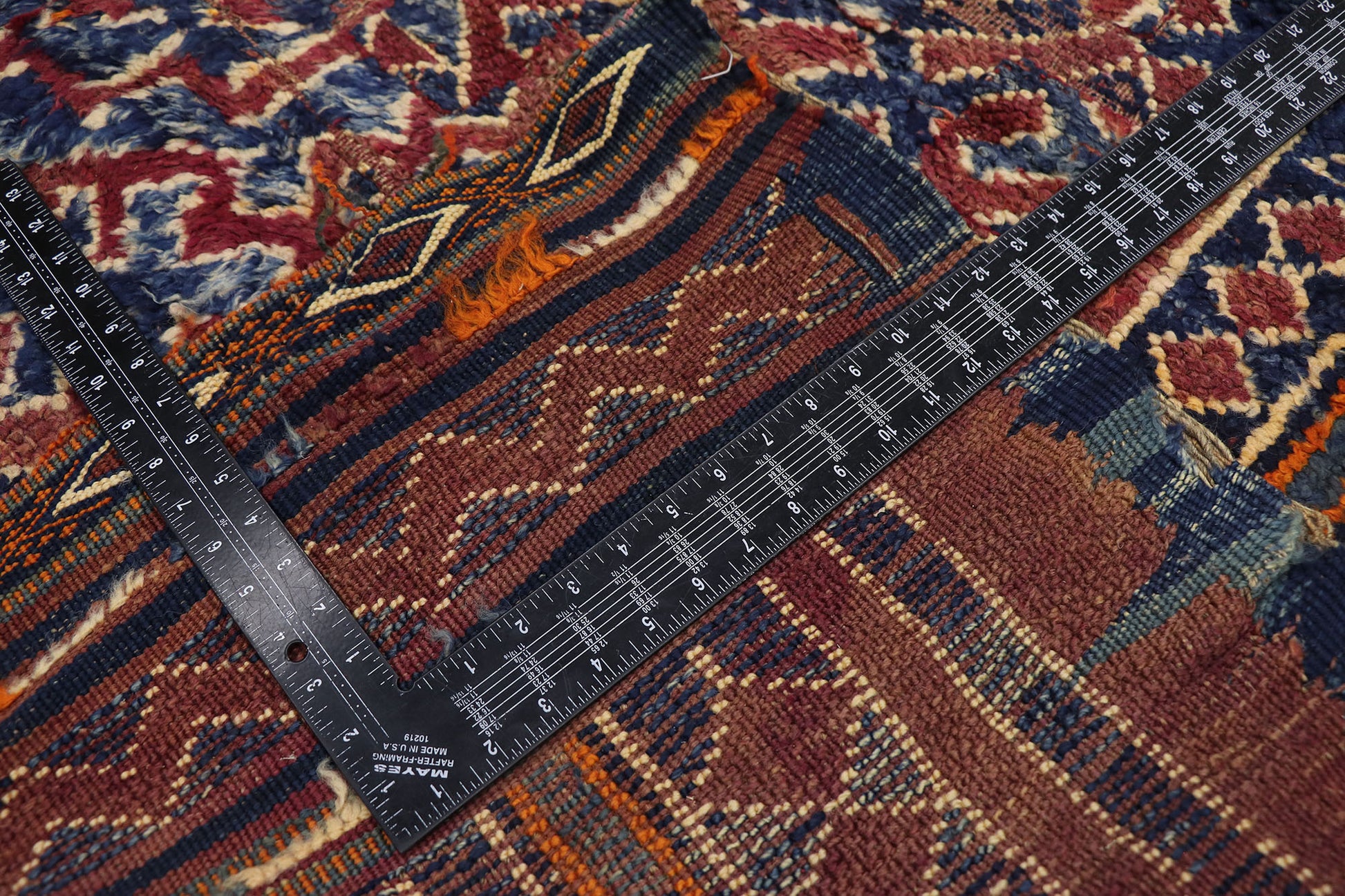 6 x 8 Vintage Beni M'Guild Moroccan Rug 21525