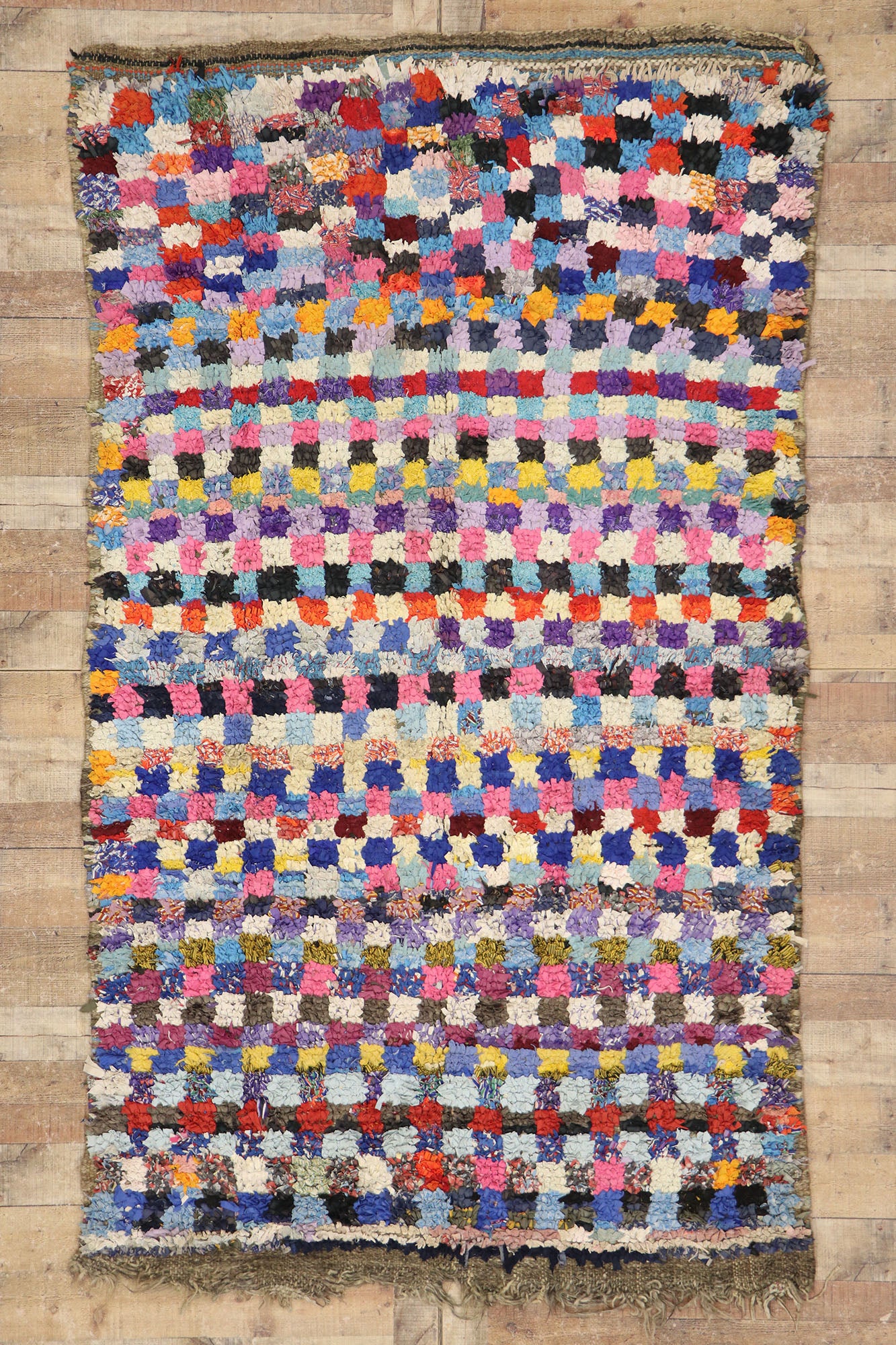 5 x 8 Vintage Moroccan Boucherouite Rug 21544