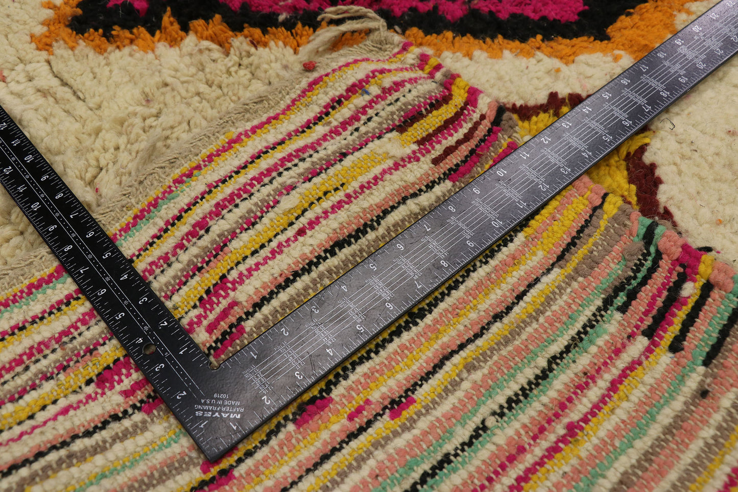 5 x 8 Vintage Boujad Moroccan Rug 21653