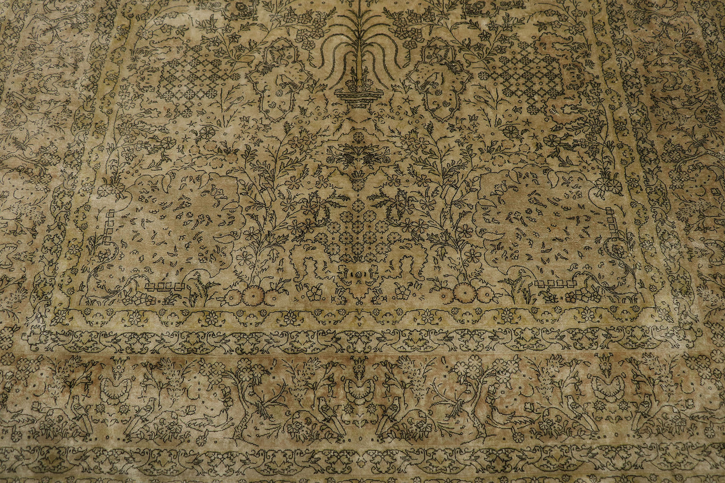 5 x 8 Vintage Turkish Silk Hereke Rug Rug 21685