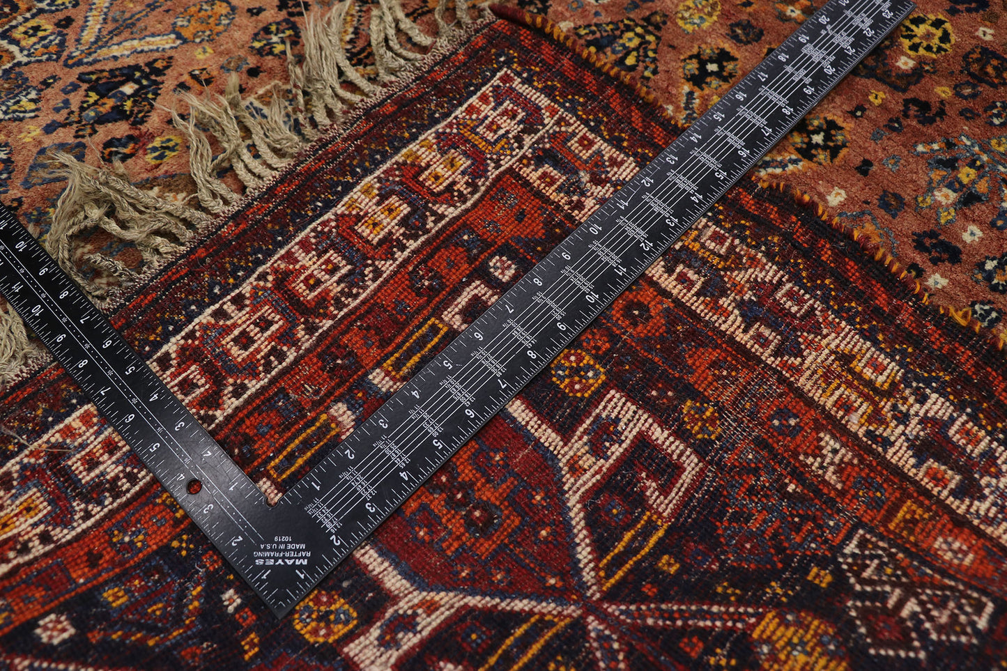 5 x 7 Antique Persian Shiraz Rug 21686