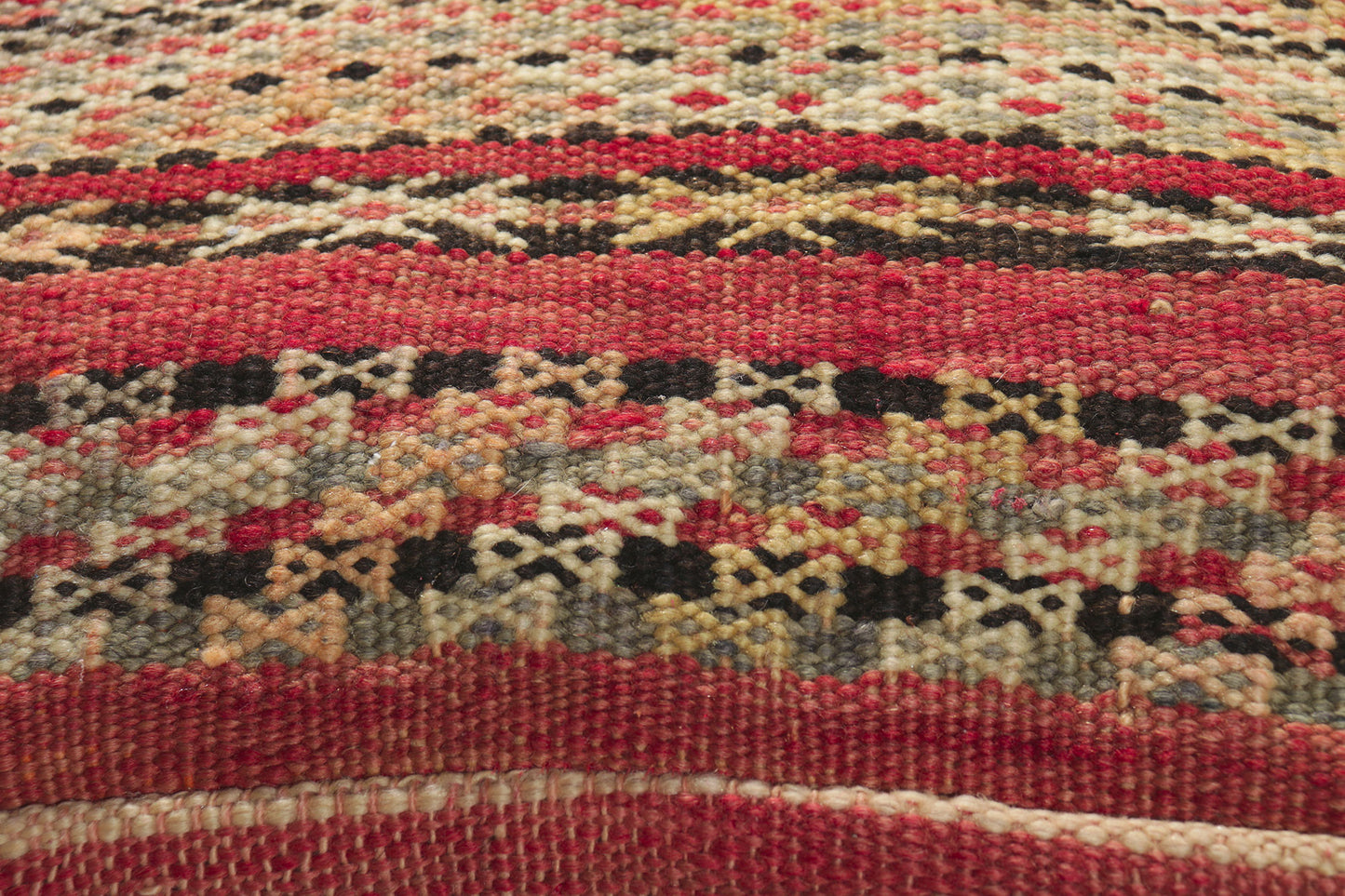 2 x 2 x 1 Vintage Moroccan Kilim Pouf 78438