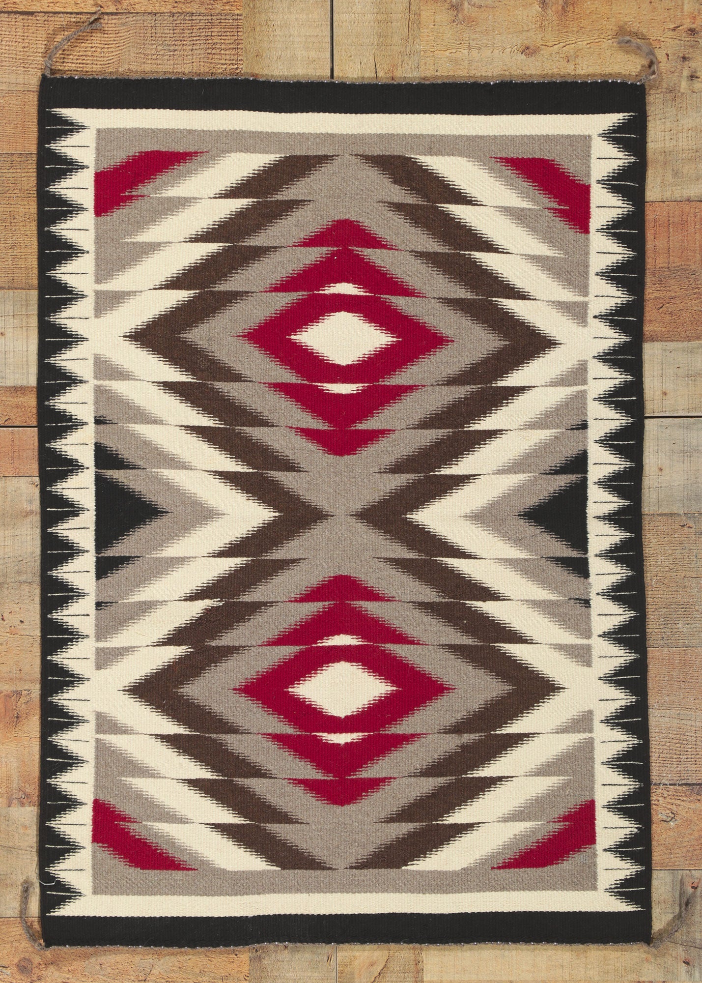 2 x 3 Vintage Eye Dazzler Navajo Rug 78424