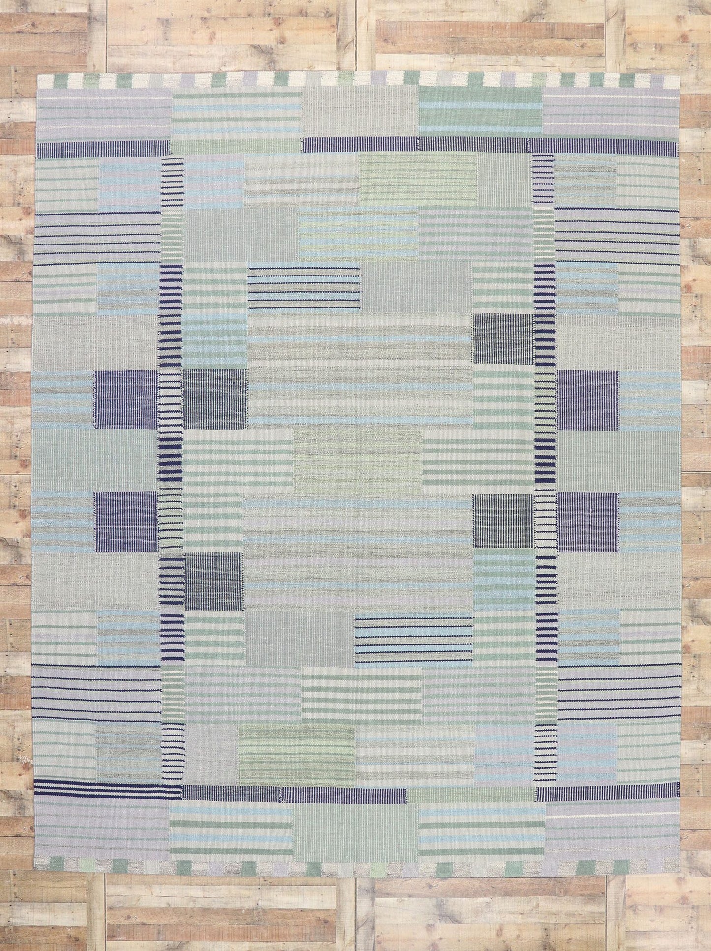 10 x 13 Swedish Inspired Kilim Rug 30636
