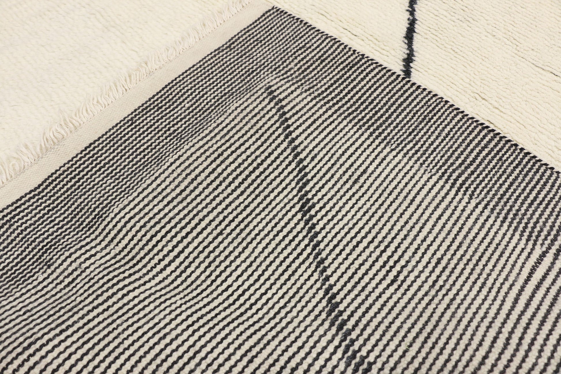 8 x 10 Moroccan Rug 30477