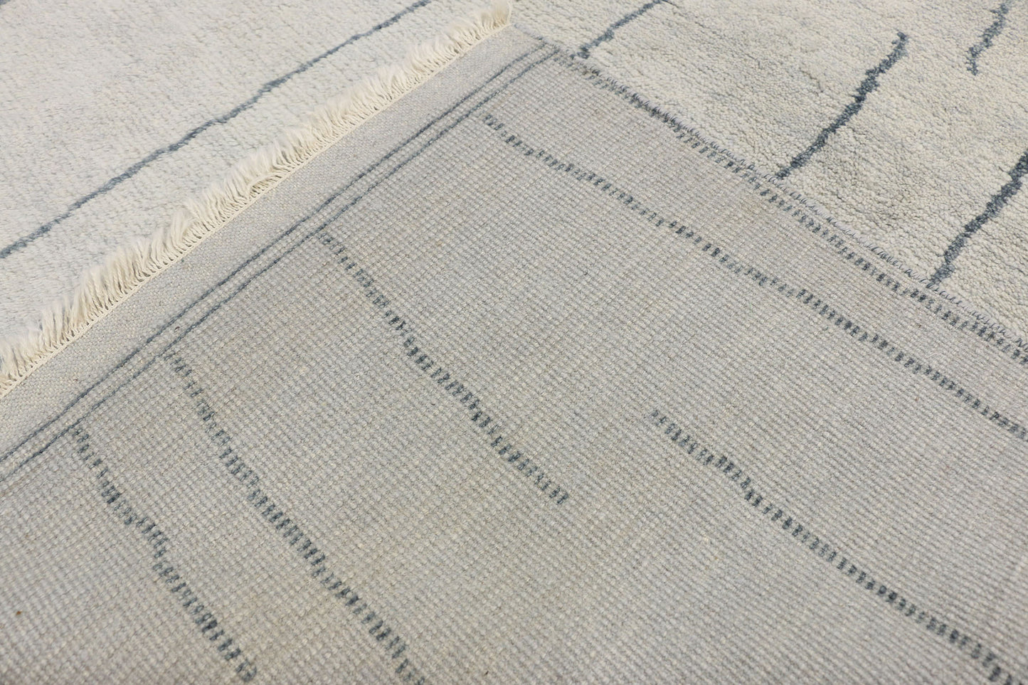 8 x 10 Contemporary Moroccan Rug 30478