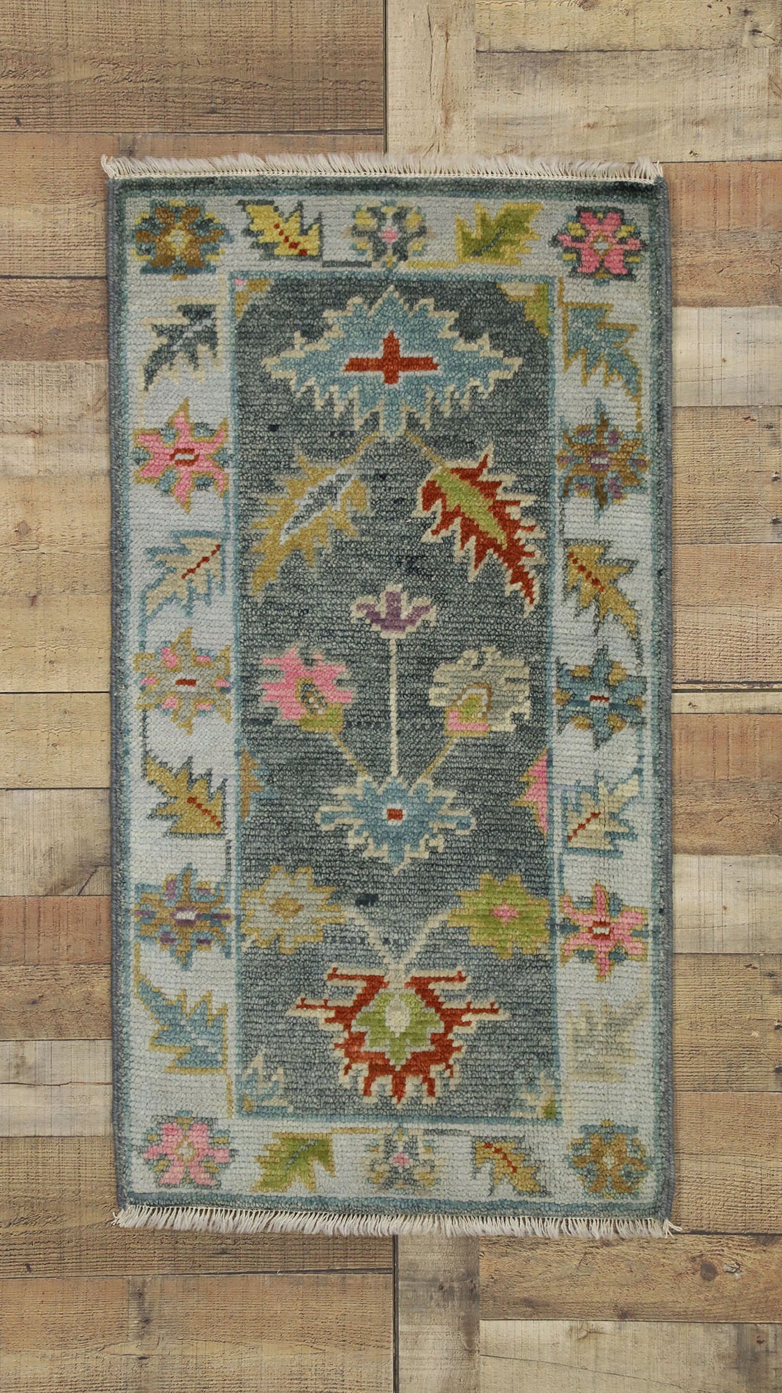 2 x 4 Oushak Rug 30494