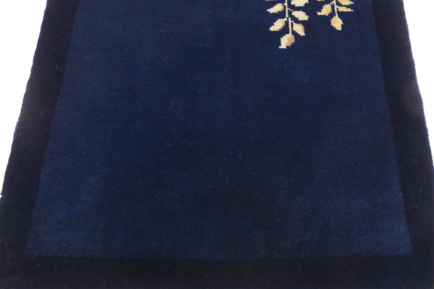 2 x 4 Chinese Accent Rug 30508