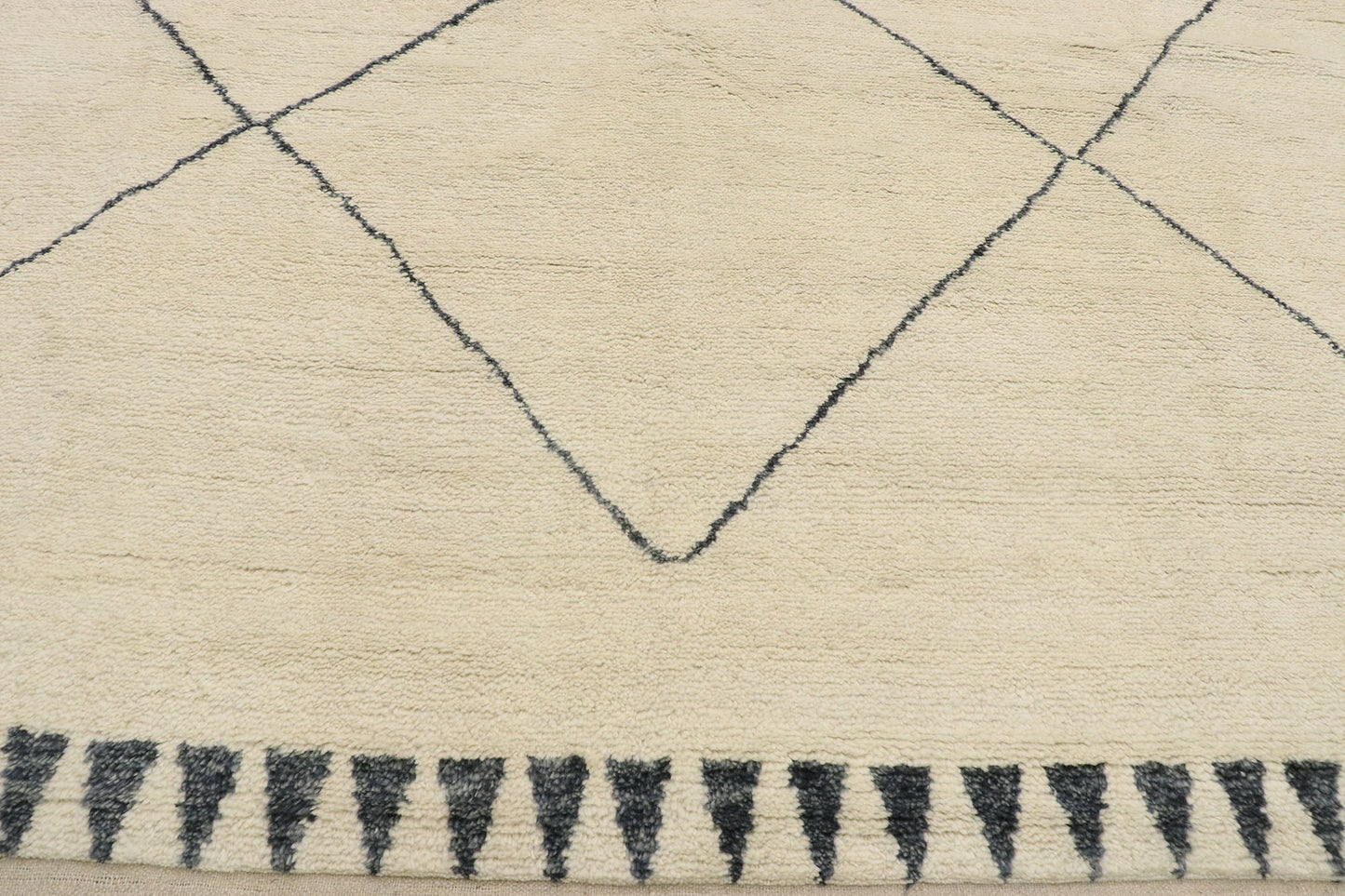 9 x 13 Modern Moroccan Rug 30532