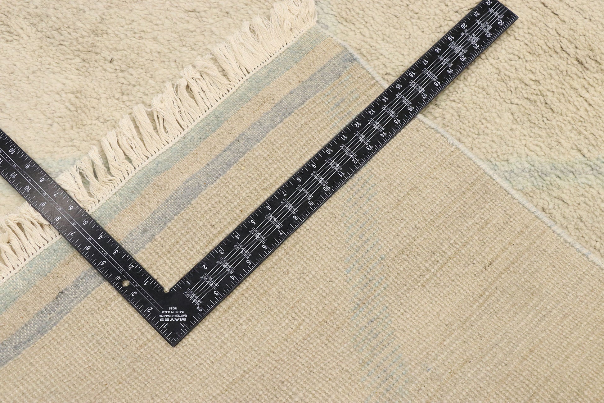 8 x 10 Contemporary Moroccan Rug 30536