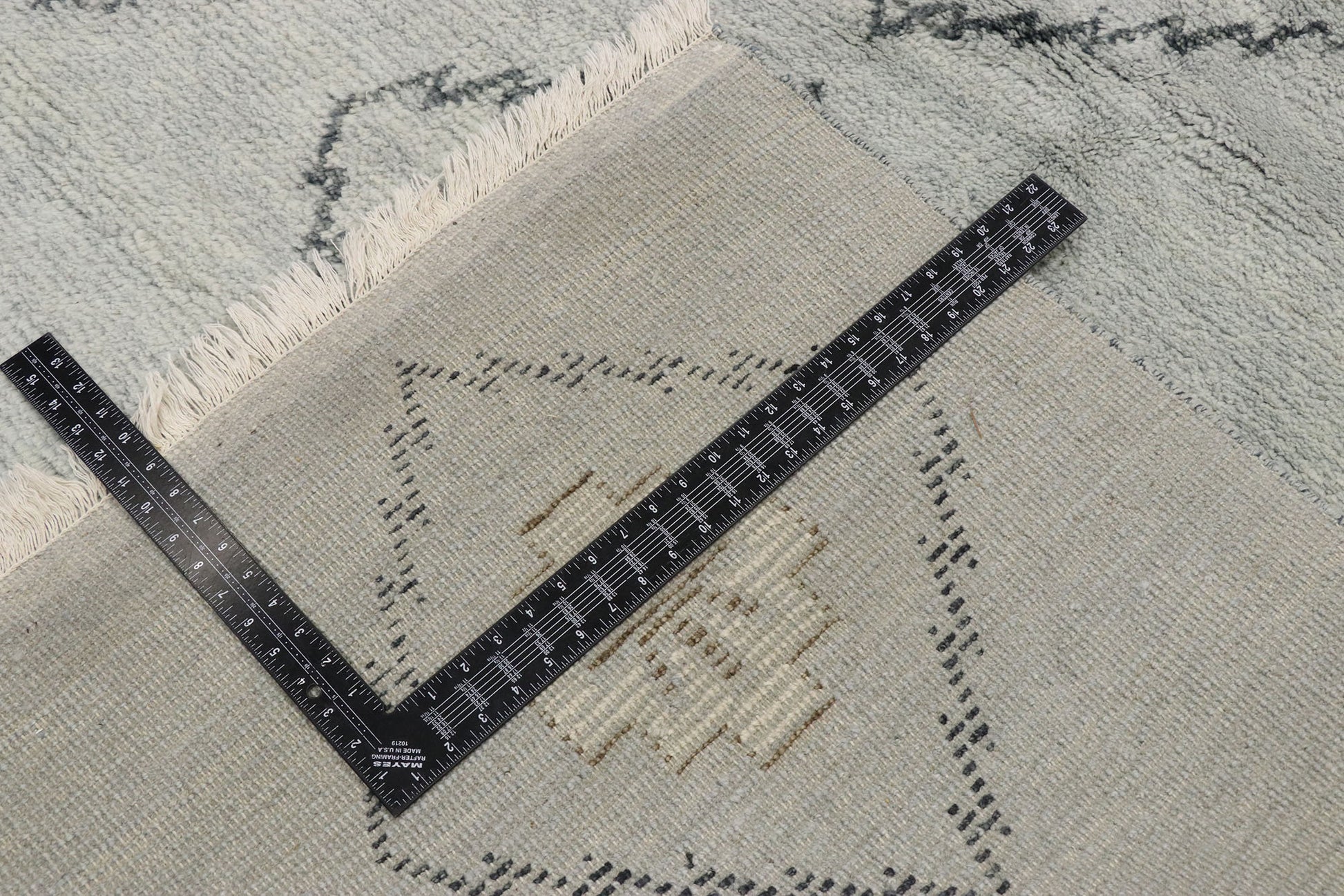 10 x 14 Contemporary Moroccan Rug 30554