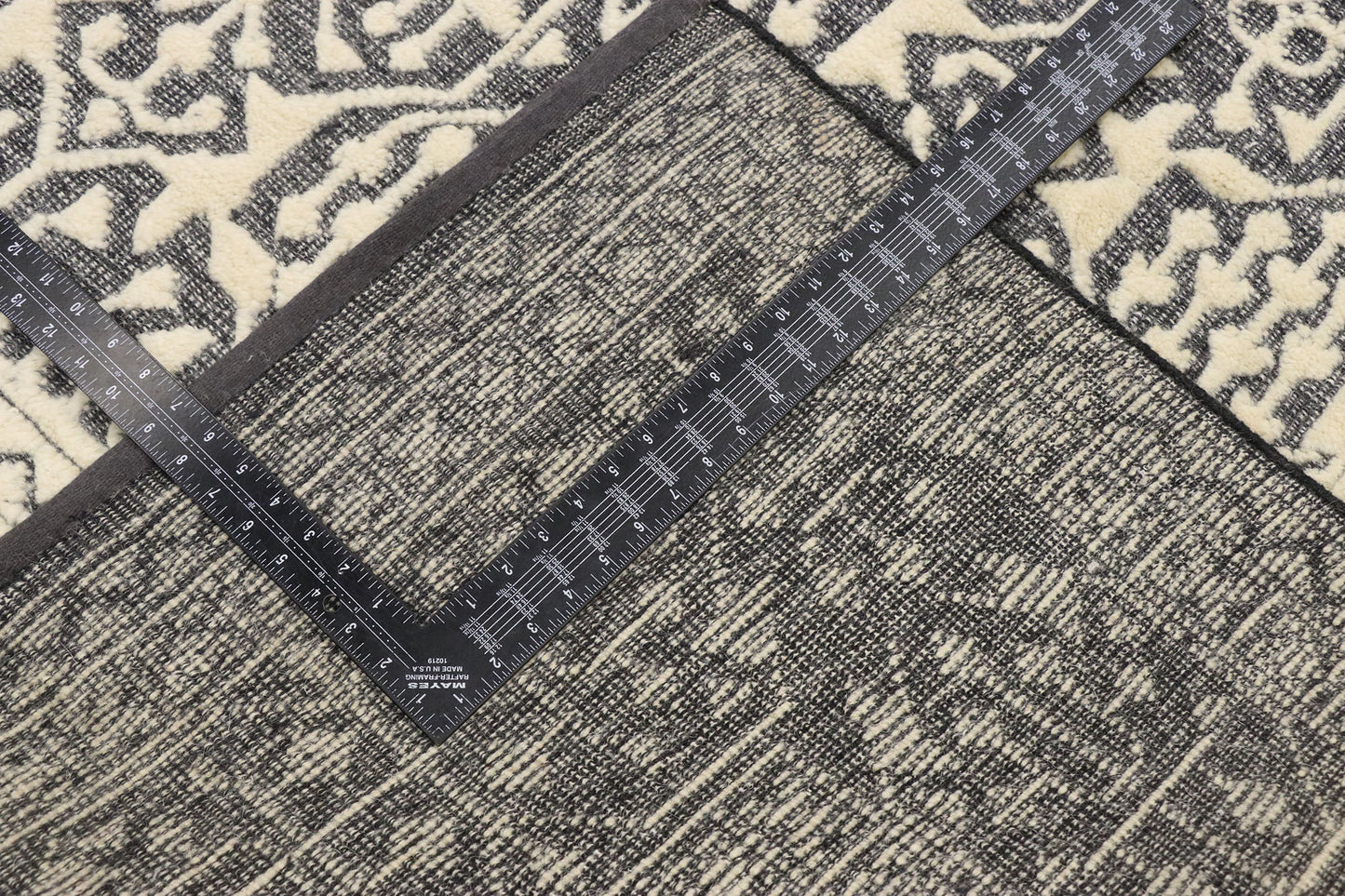 9 x 12 Contemporary Moroccan Souf Rug 30578