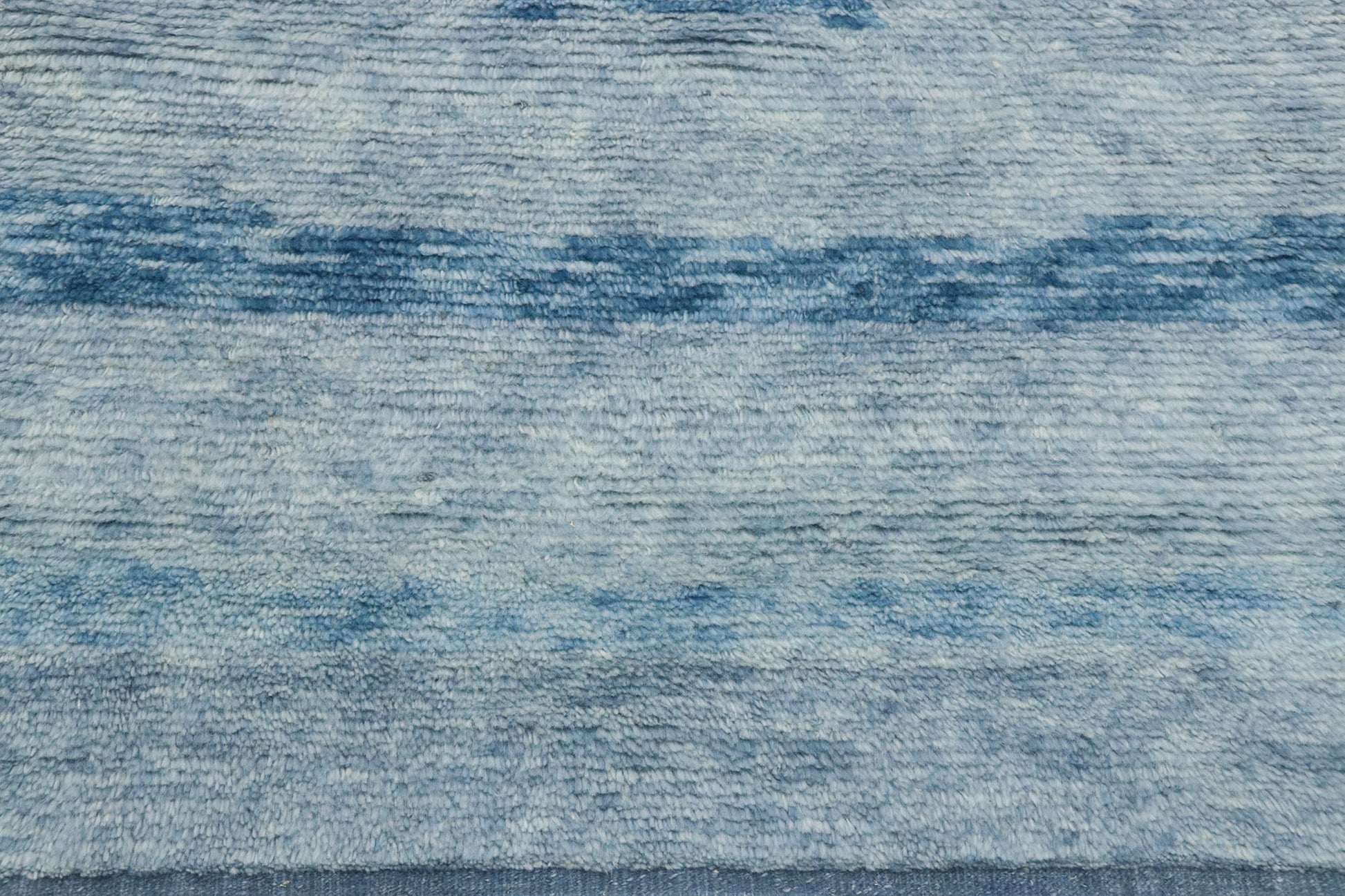 4 x 7 Contemporary Blue Moroccan Rug 30598
