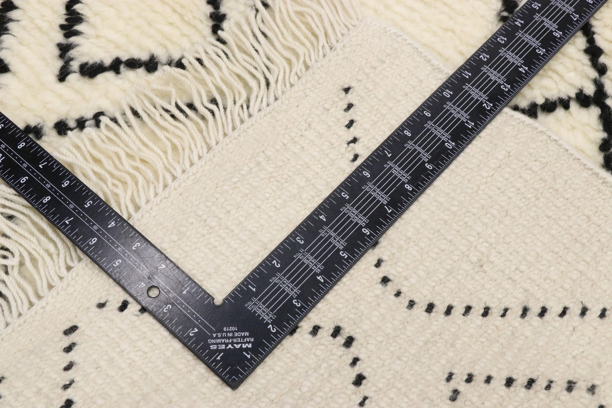 3 x 5 Small Moroccan Rug 30608