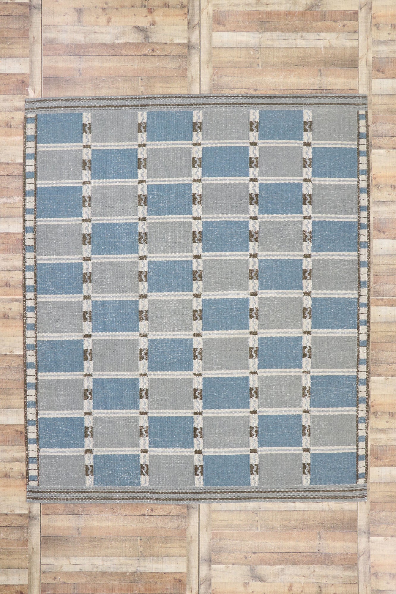 9 x 10 Swedish Inspired Kilim Rug 30649