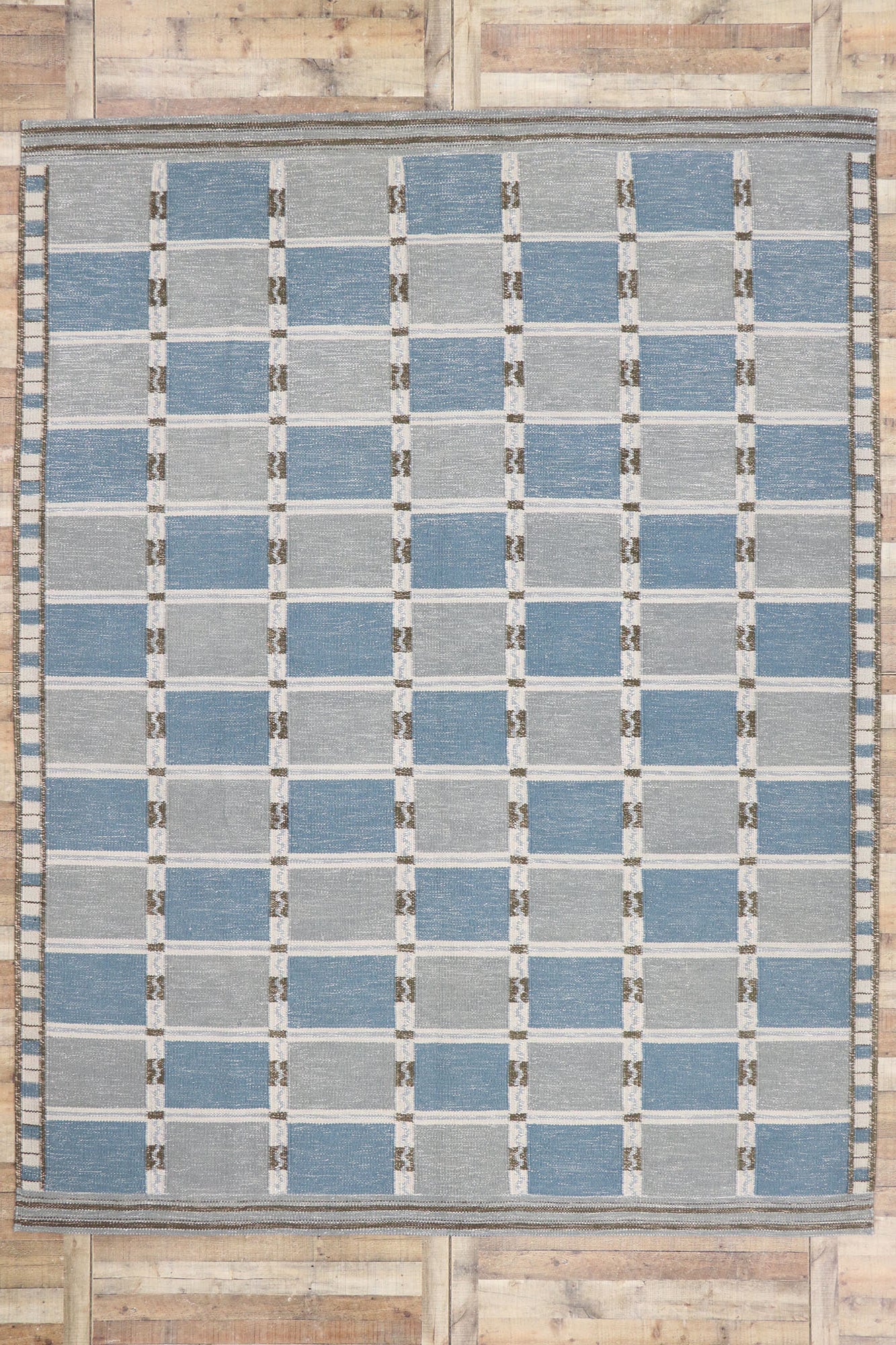 10 x 13 Swedish Inspired Kilim Rug 30650