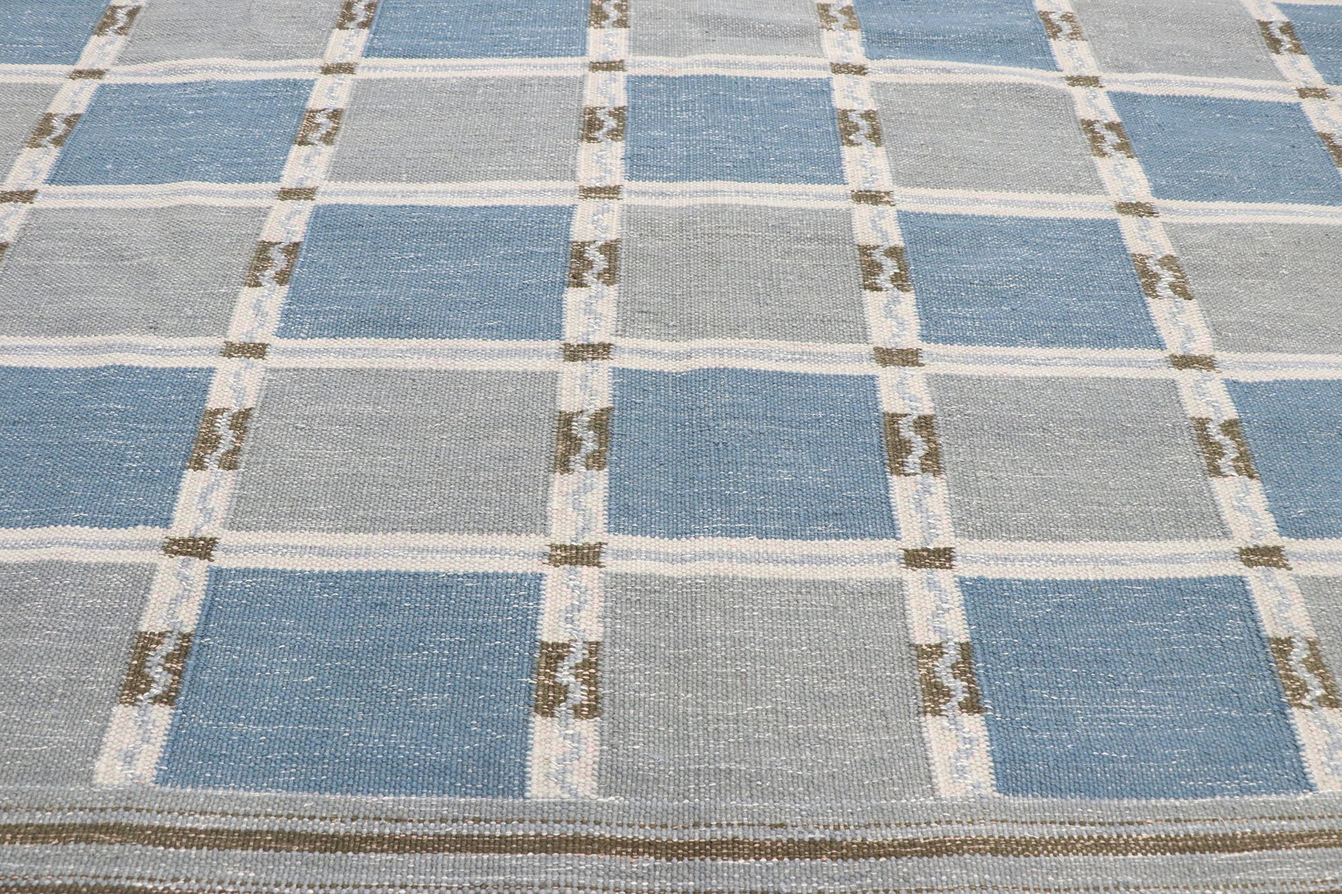 10 x 13 Swedish Inspired Kilim Rug 30650