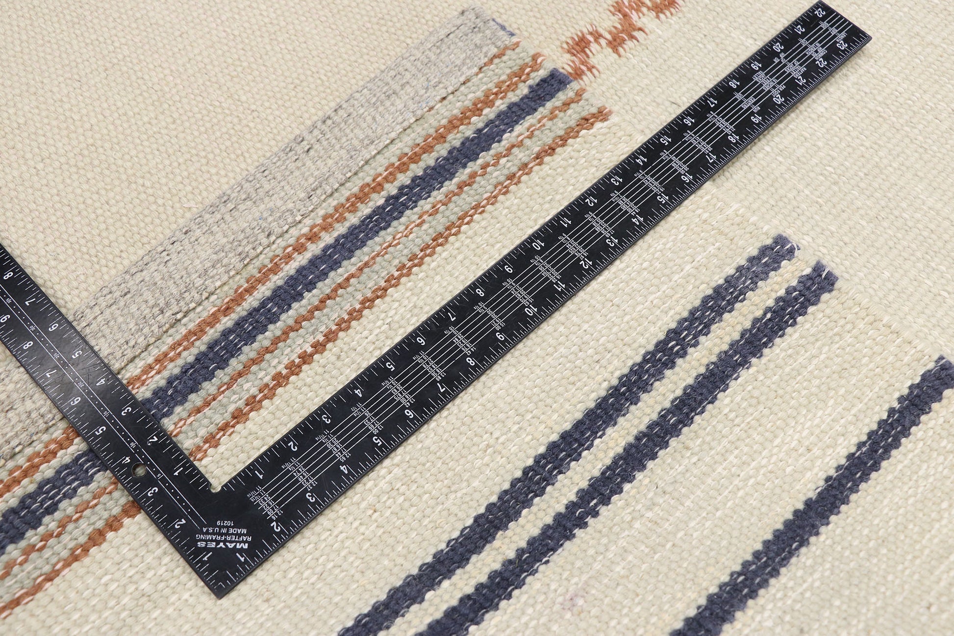 9 x 12 Swedish Inspired Kilim Rug 30651