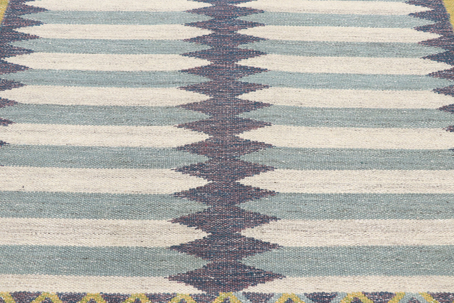 5 x 8 Swedish Inspired Kilim Rug 30656