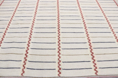 8 x 10 Swedish Inspired Kilim Rug 30657