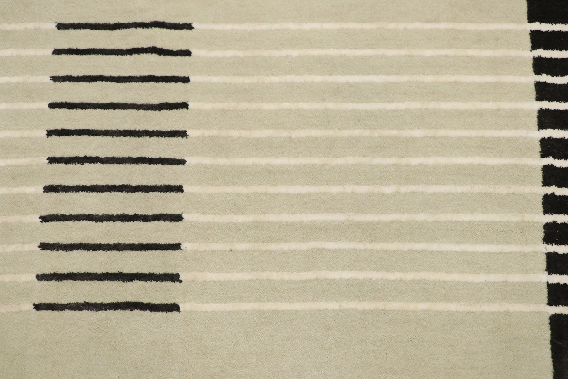 2 x 3 Modern Wagireh Merino Wool Rug 30672