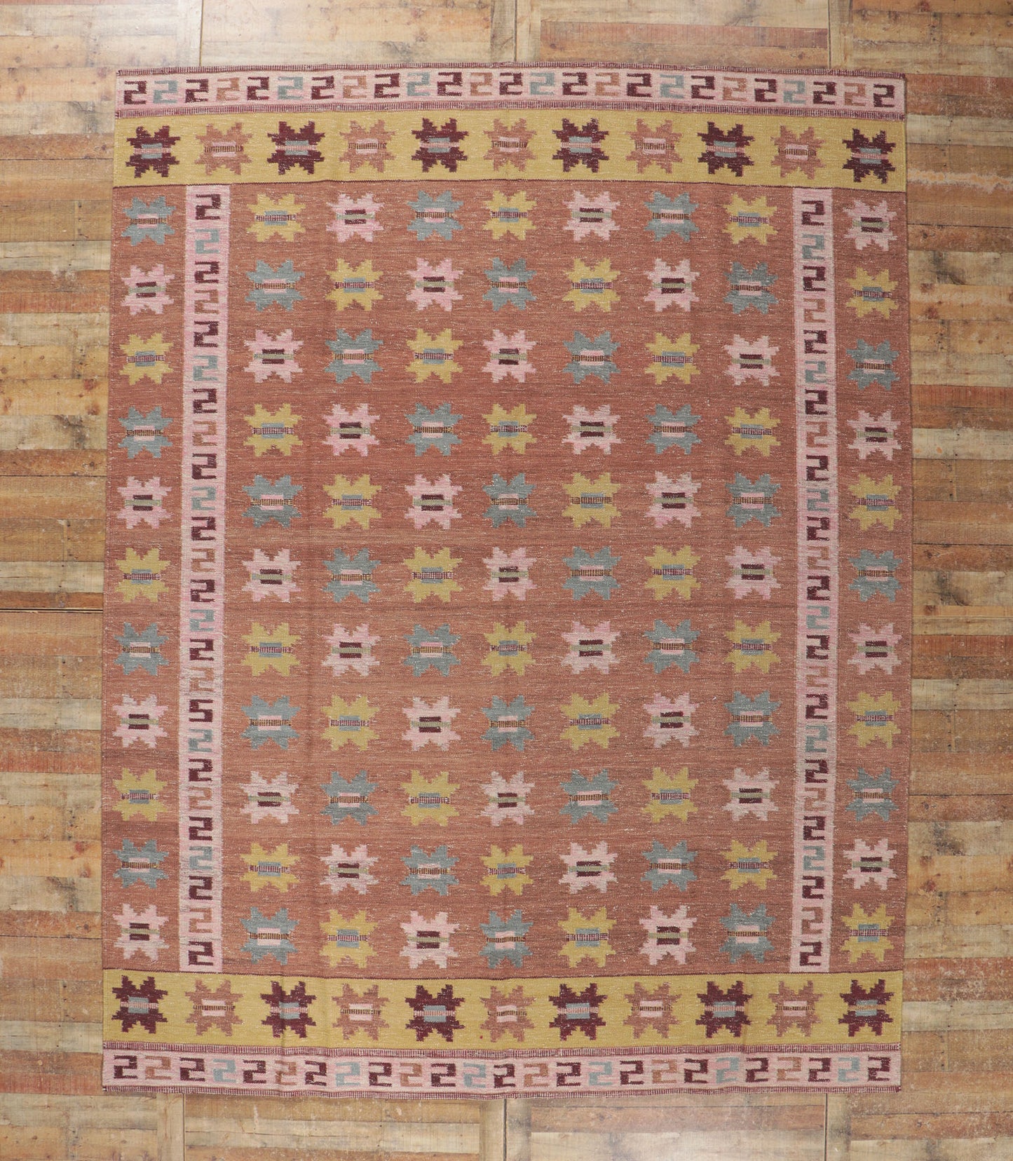 10 x 13 Swedish Inspired Kilim Rug 30681