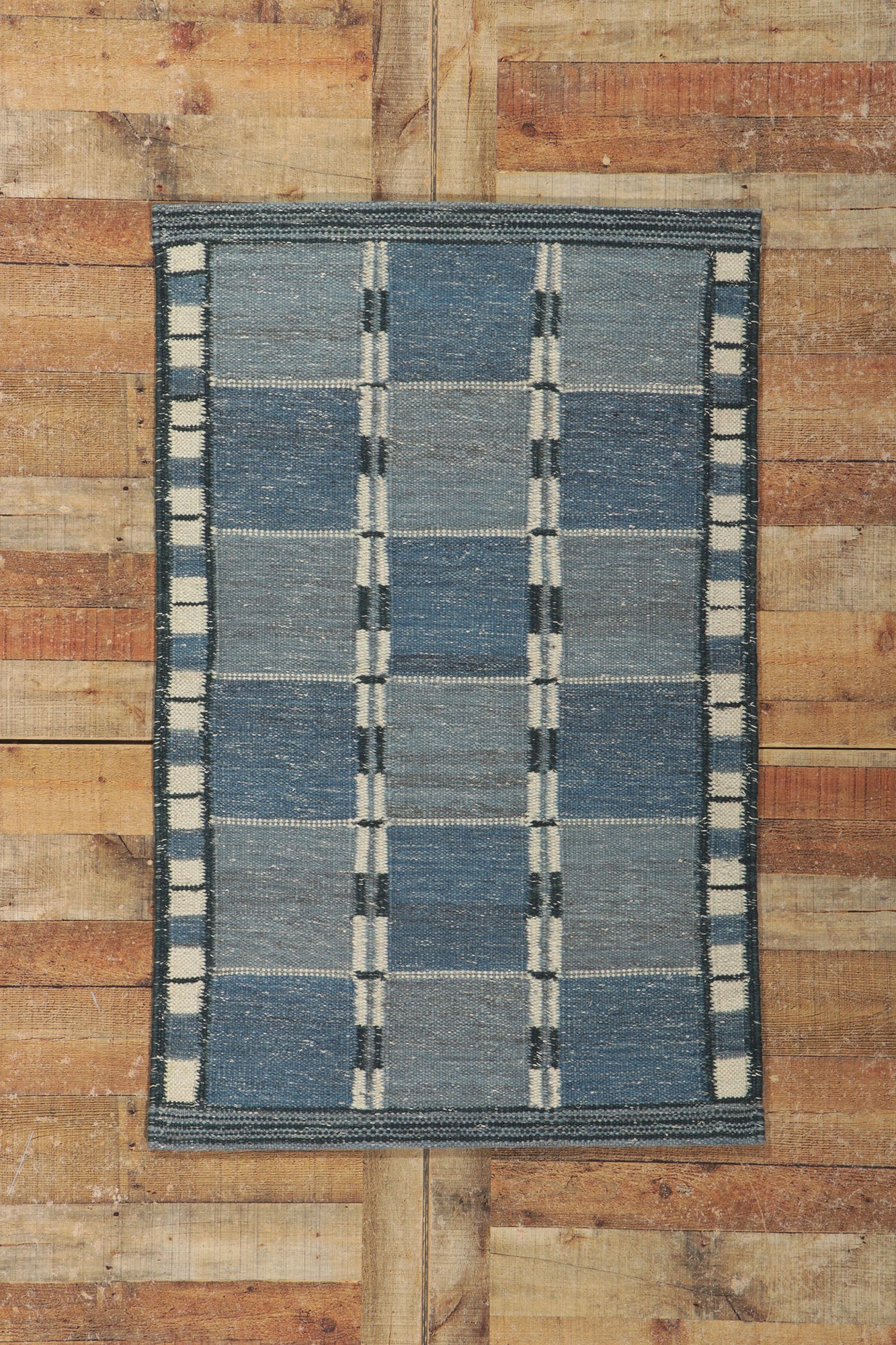 3 x 4 Swedish Inspired Kilim Rug 30702