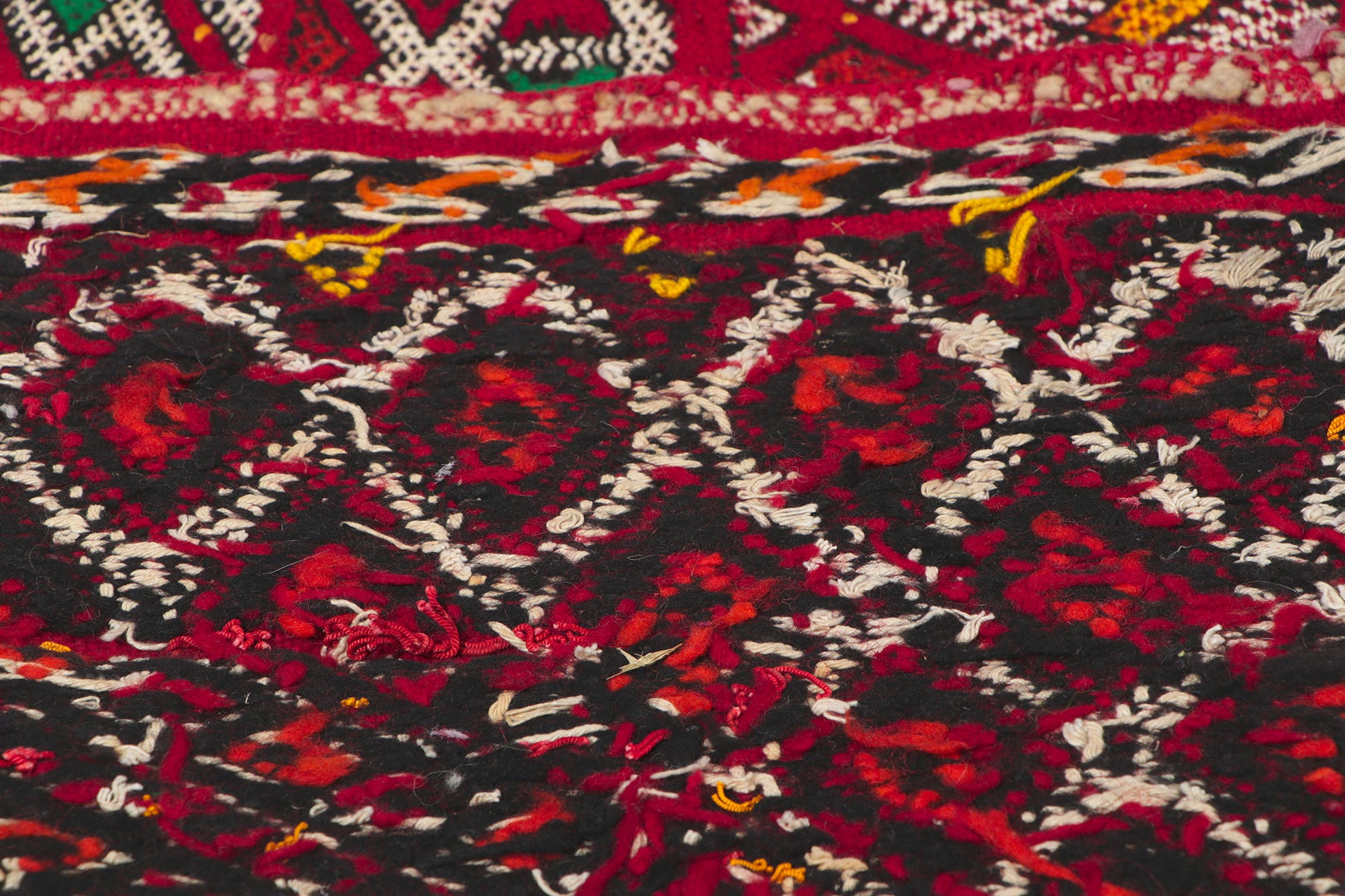 4 x 19 Vintage Zemmour Moroccan Kilim Runner 21706