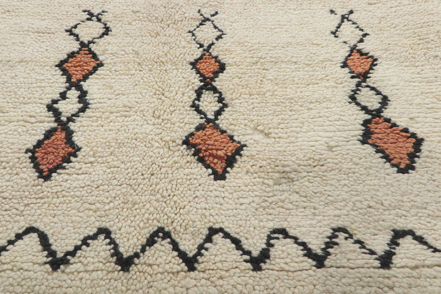 4 x 7 Vintage Moroccan Beni Ourain Rug 78401