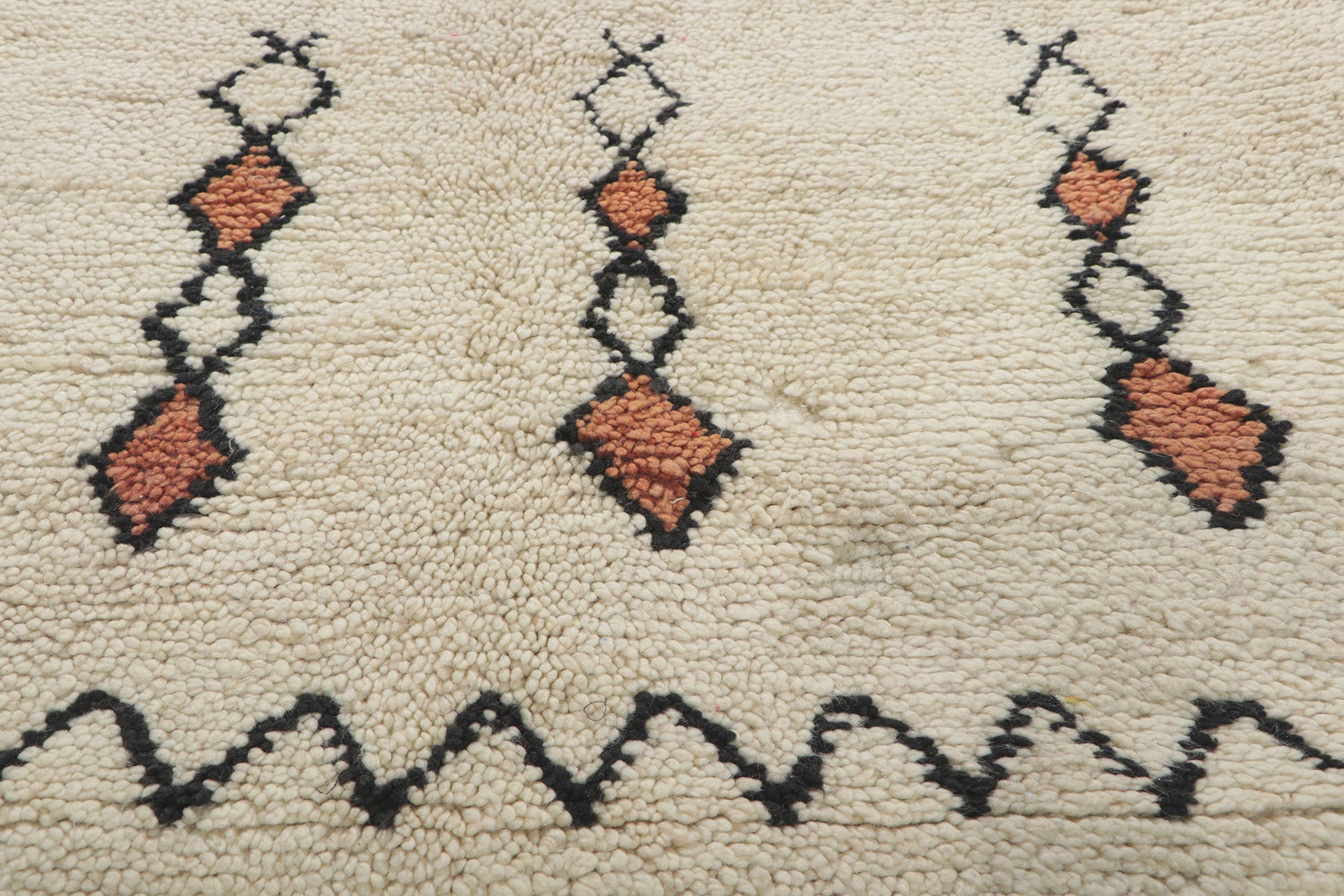 4 x 7 Vintage Moroccan Beni Ourain Rug 78401