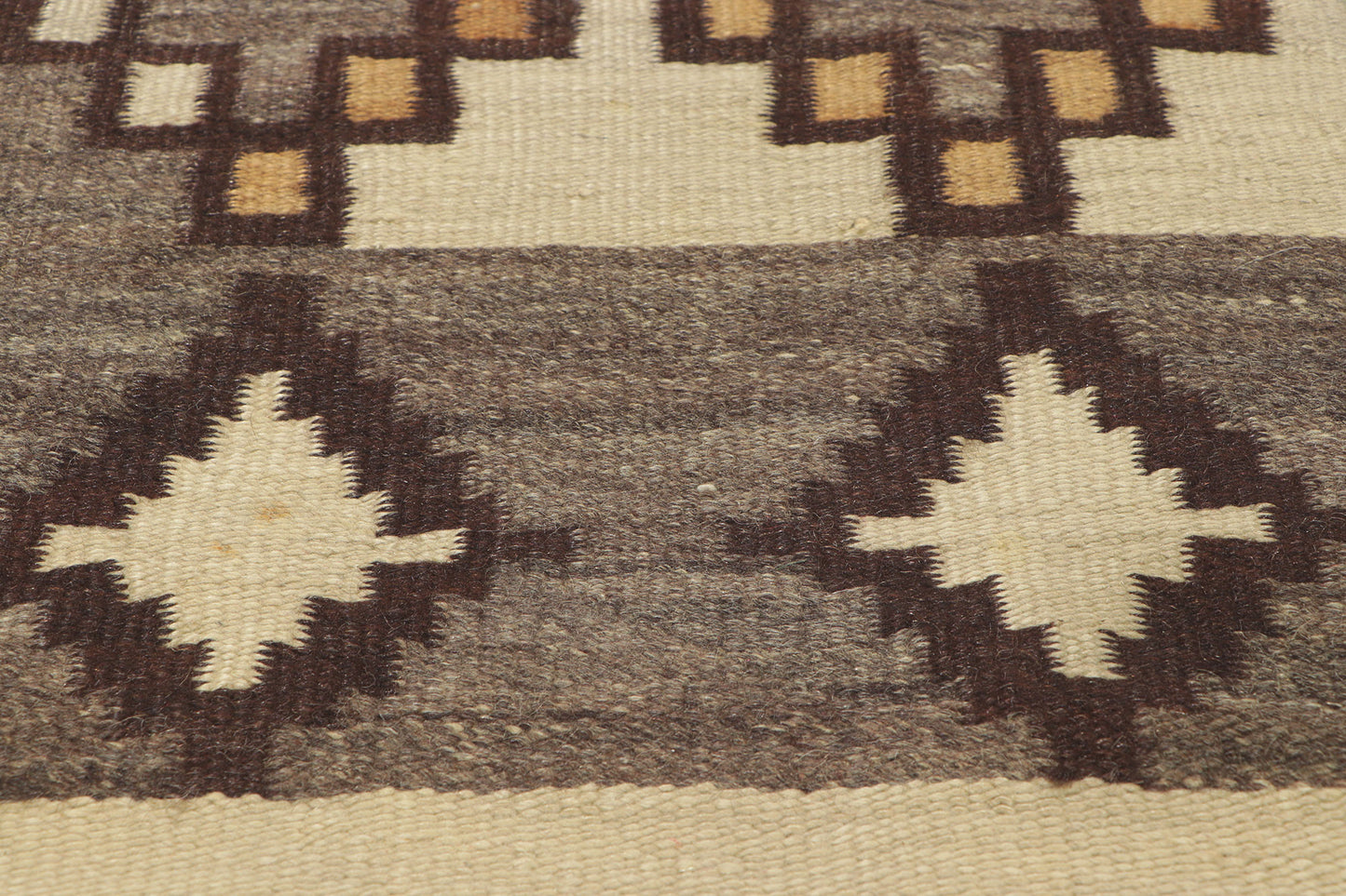 4 x 7 Vintage Ganado Navajo Rug 78351