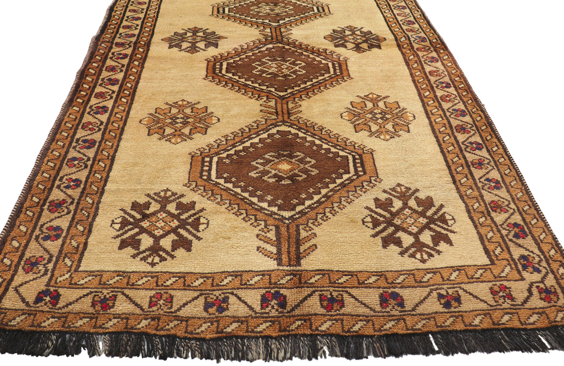 4 x 7 Vintage Persian Shiraz Rug 75052