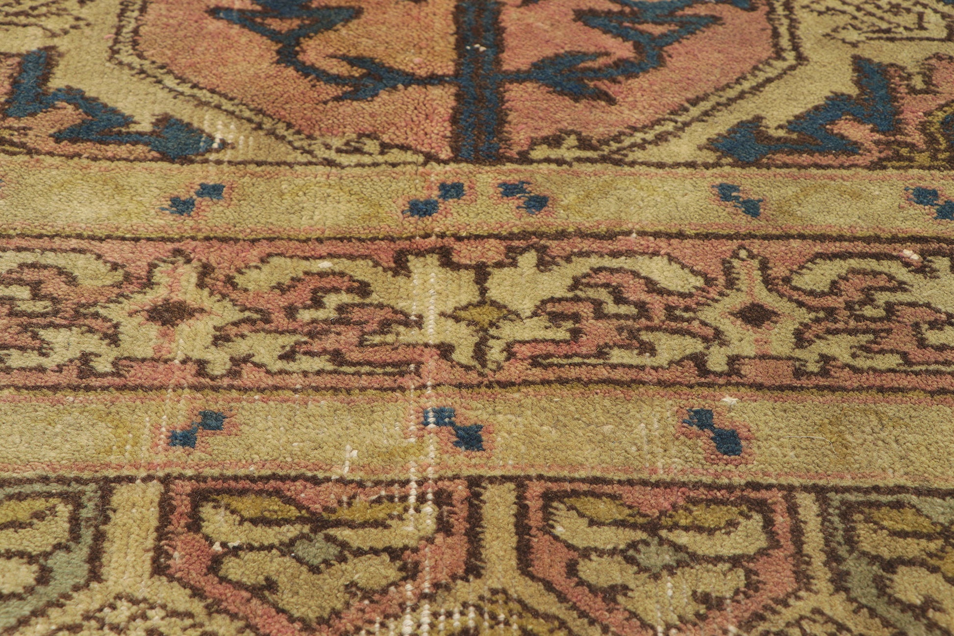 4 x 8 Vintage Turkish Sivas Rug 51211