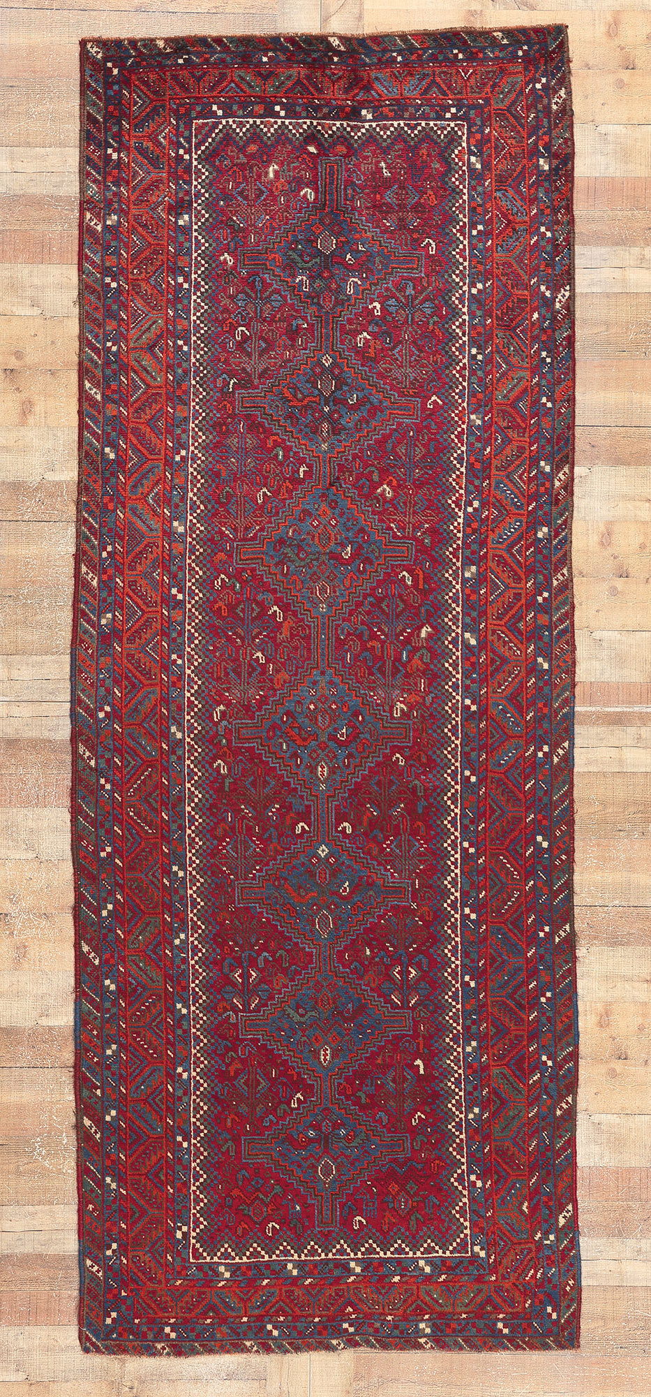 4 x 10 Vintage Persian Shiraz Rug 61239