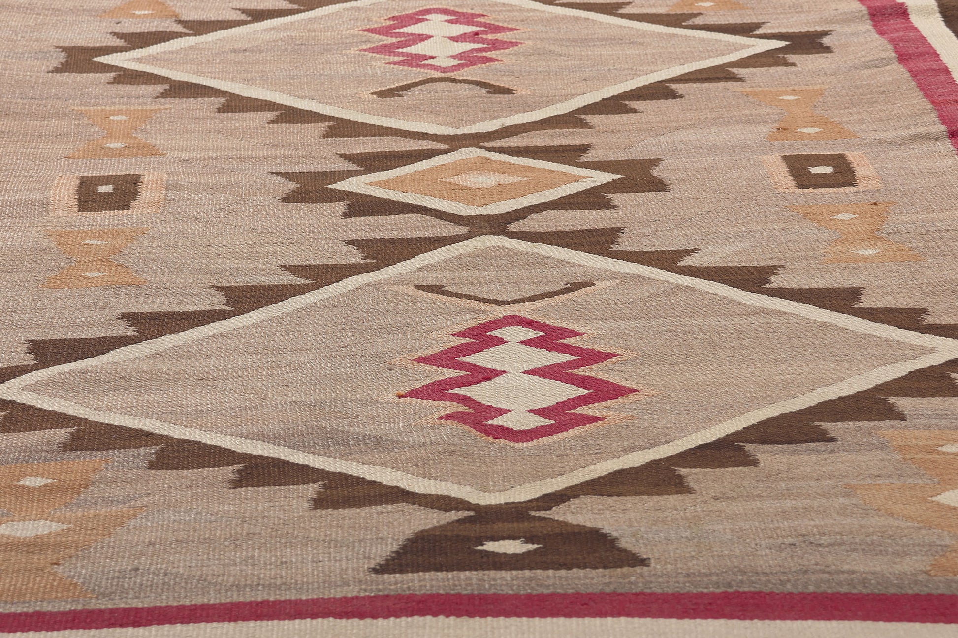 4 x 5 Antique Crystal Navajo Rug 78604