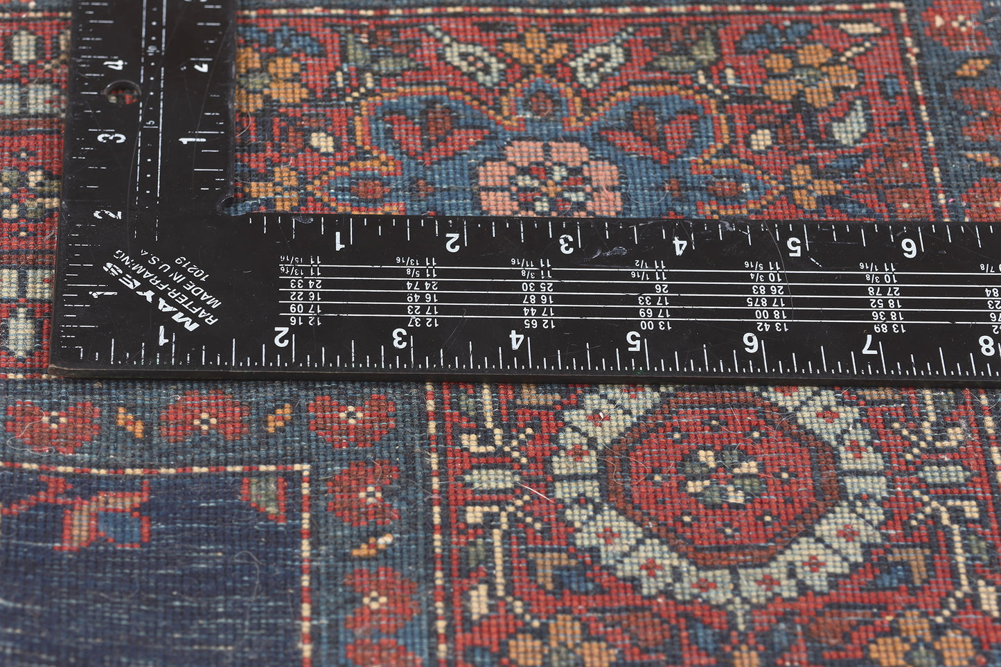 4 x 6 Antique Persian Sarouk Farahan Rug 78561