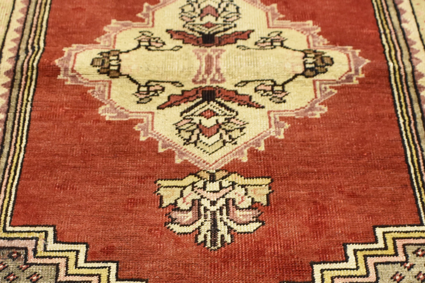 4 x 6 Vintage Turkish Oushak Rug 73845