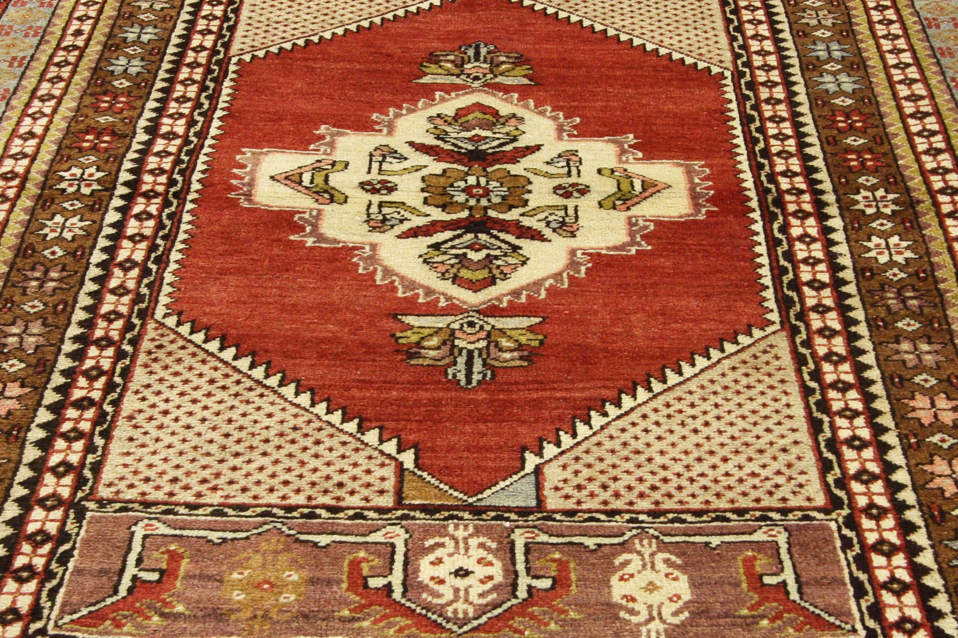 4 x 6 Vintage Turkish Oushak Rug 73848