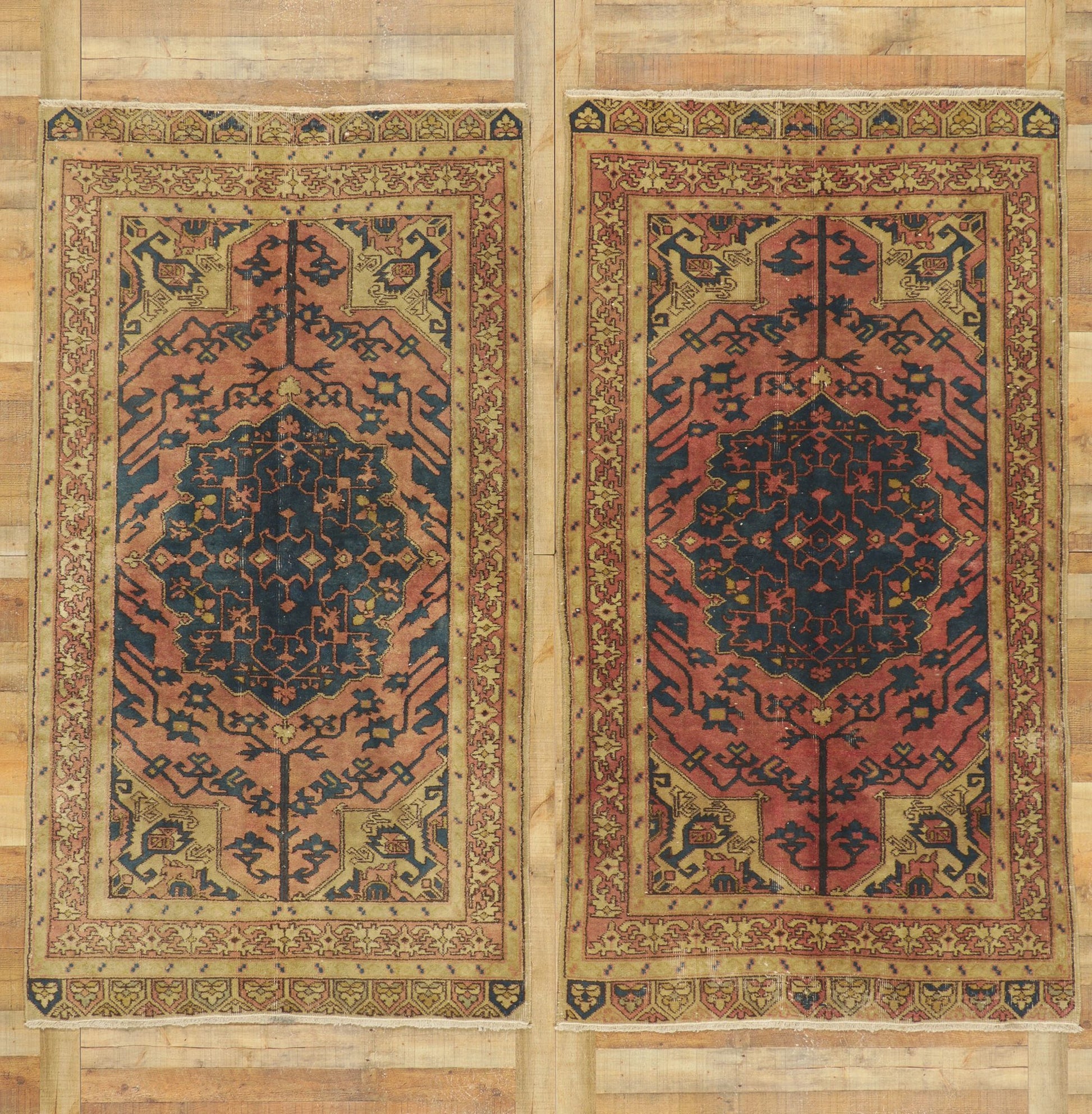 4 x 8 Vintage Turkish Sivas Rug 51211