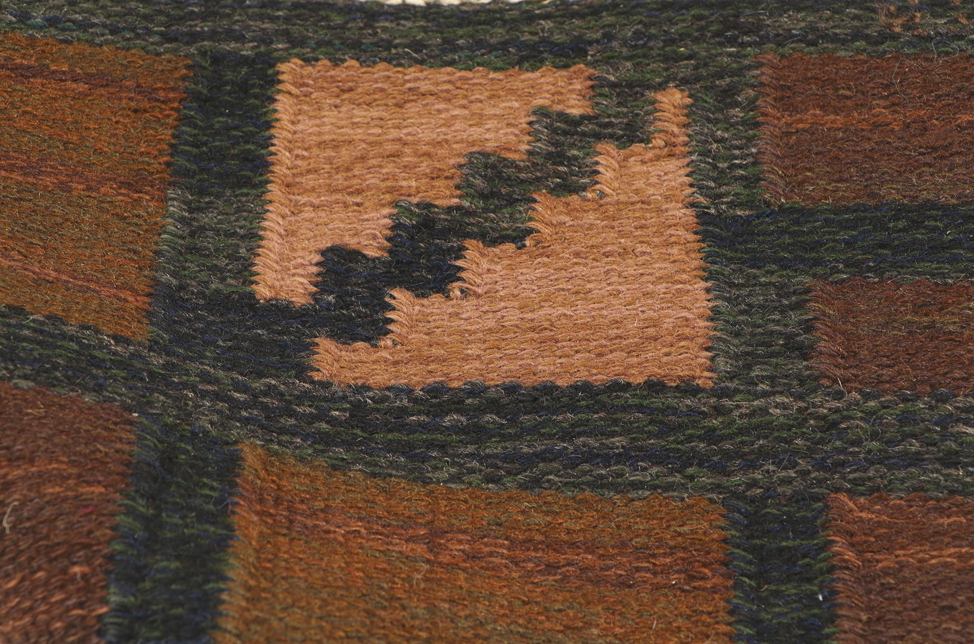 5 x 7 Irma Kronlund Vintage Swedish Rollakan Rug 78485
